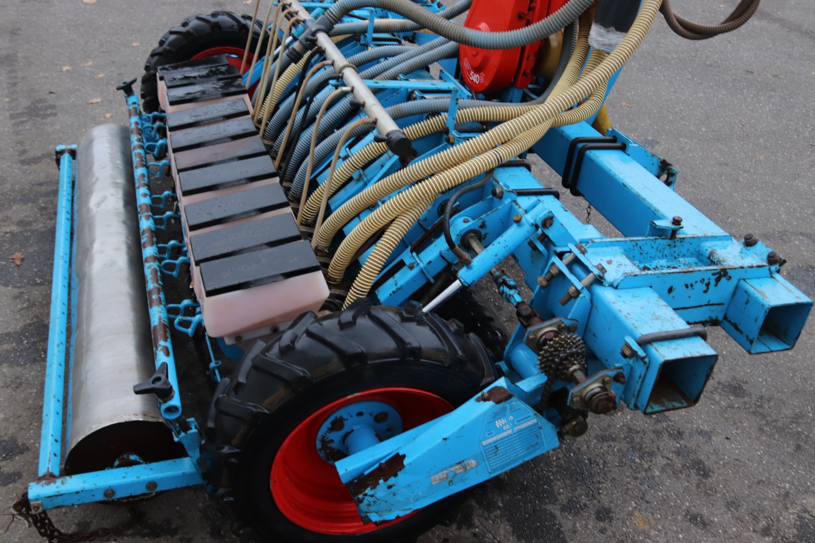 Monosem MS pneumatic sowing machine for 10 double rows