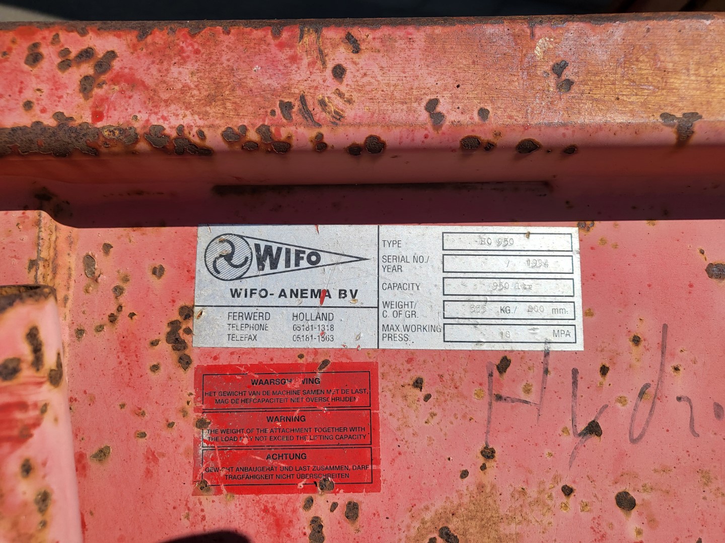 Контейнер гидравлической лопаты Wifo для вилочного погрузчика