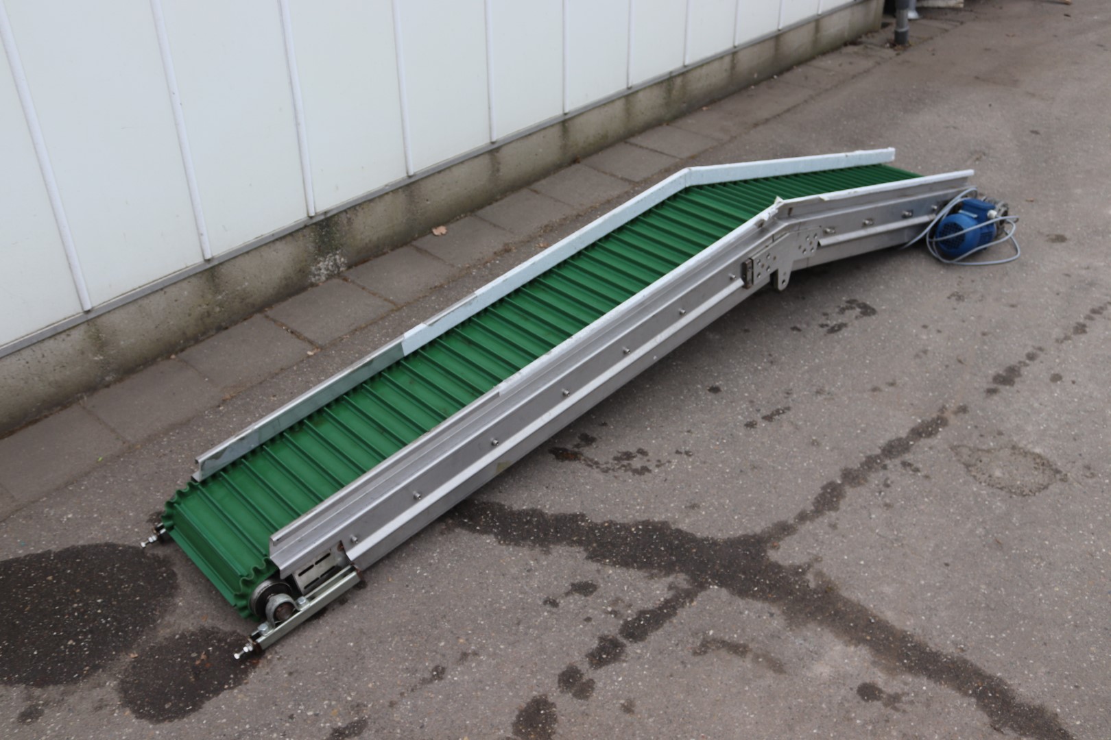 Лифт из нержавеющей стали 280 х 36 см