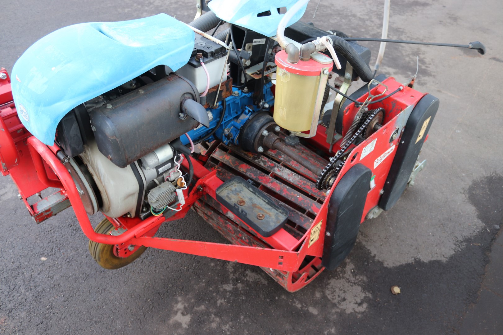 Сеялка точного высева пневматическая Agricola модель M-815-SN