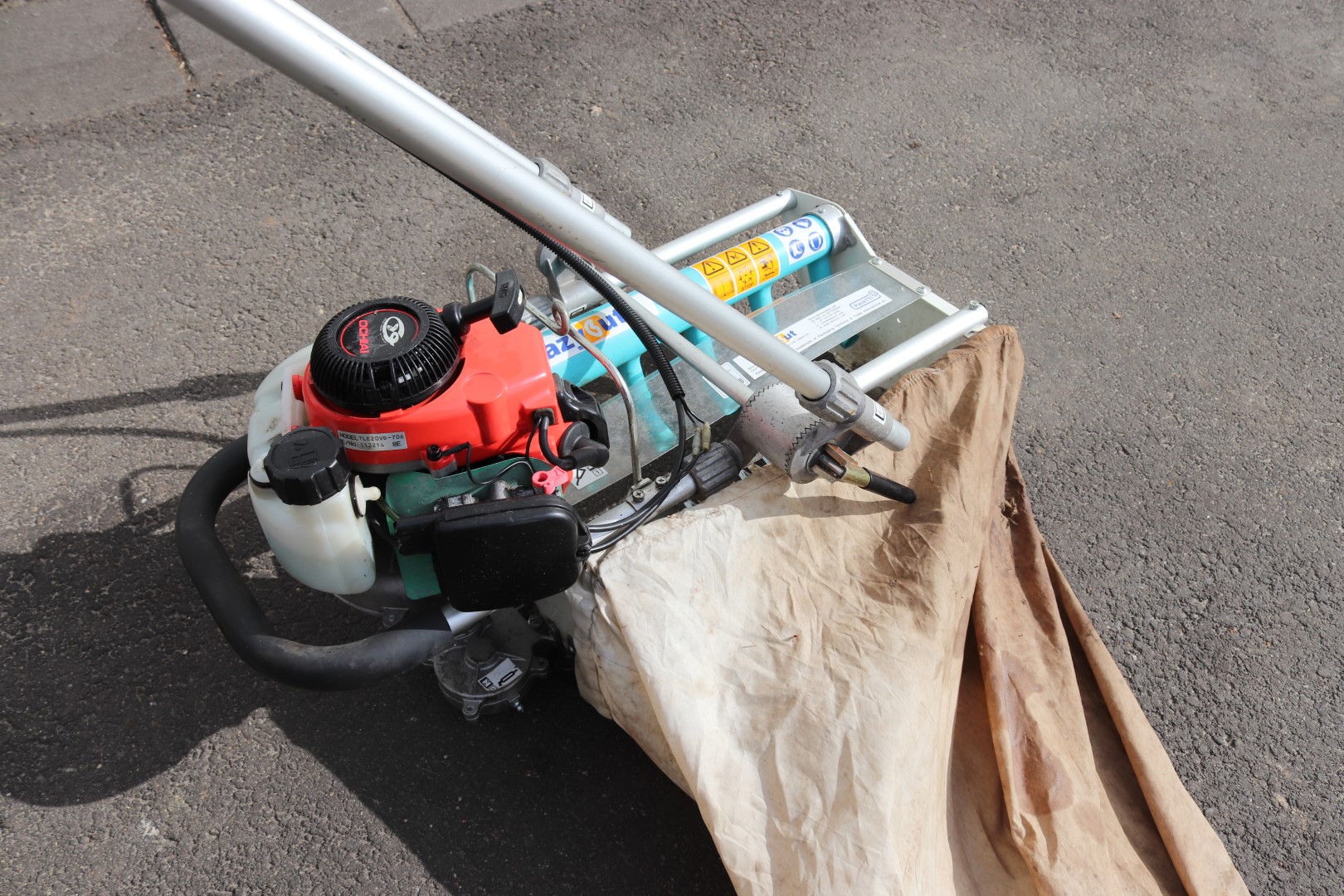 Horti Hands Eazycut pruning machine