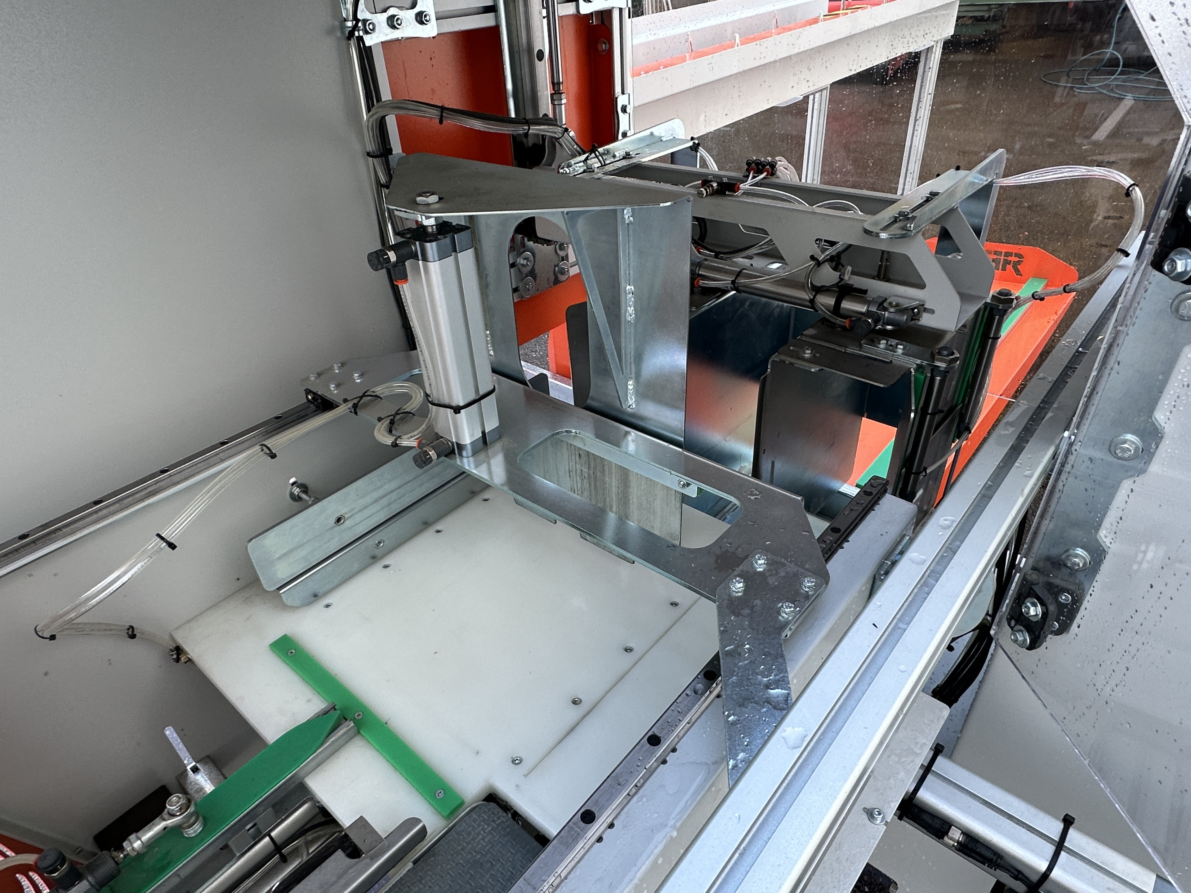 Rev Packaging Solutions Rooster ��������� ������