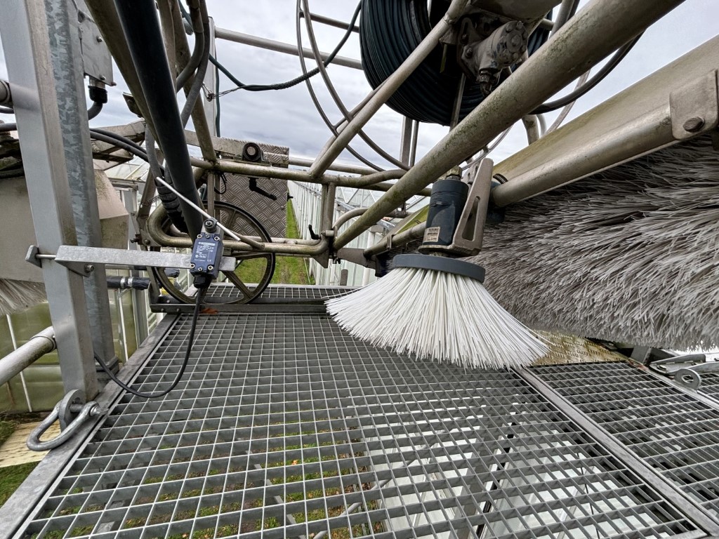 Besseling Roofmaster 400 Машинa для мойки крыш теплиц