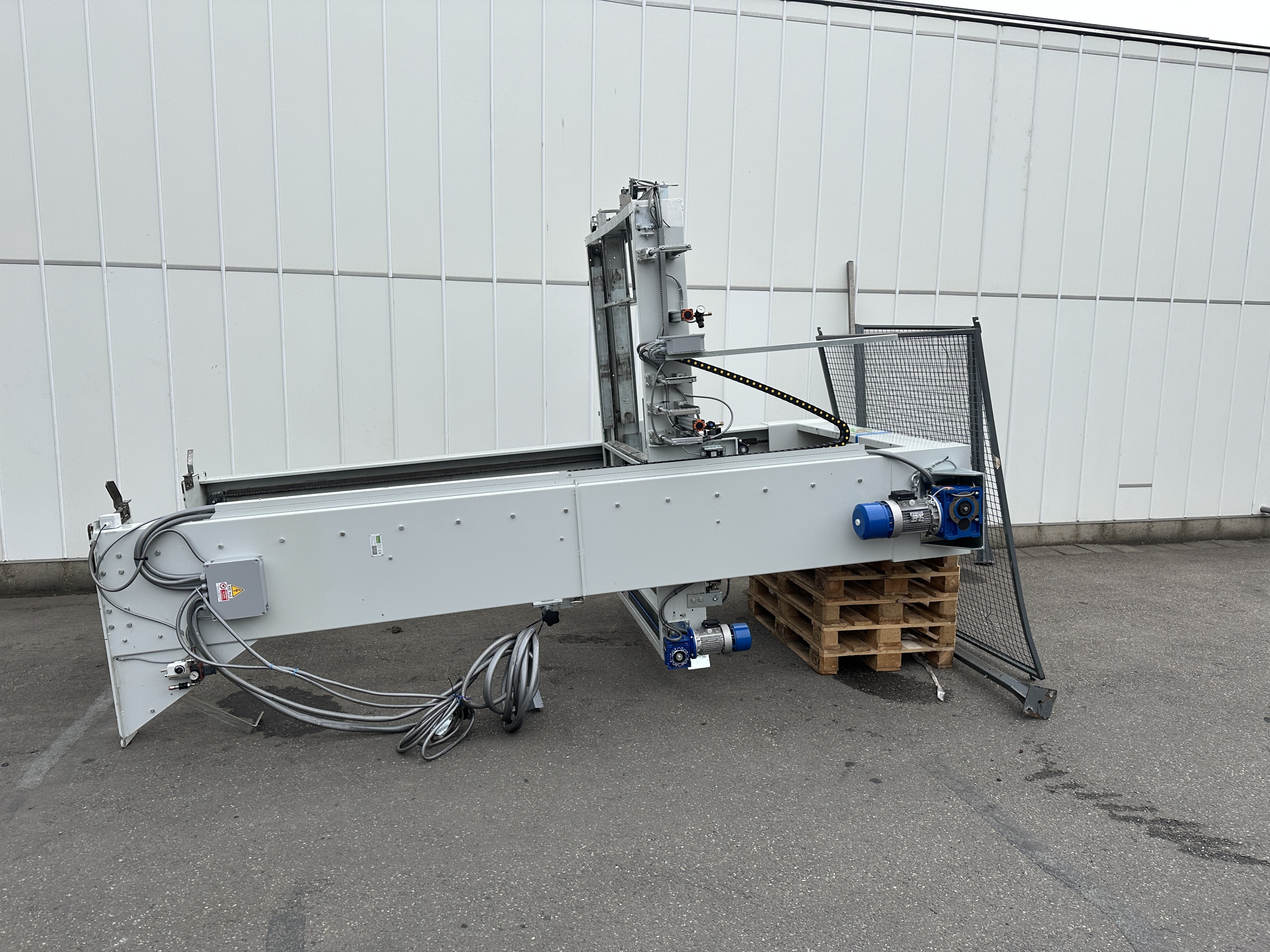 Sorma PAL 108F Паллетайзер с поворотным механизмом и пластиной