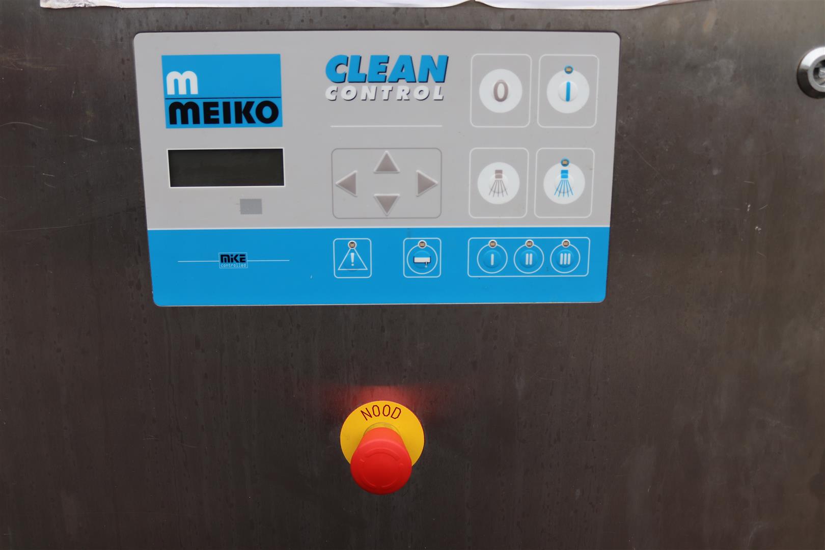 Meiko промышленный лоток и машина для мойки ящиков