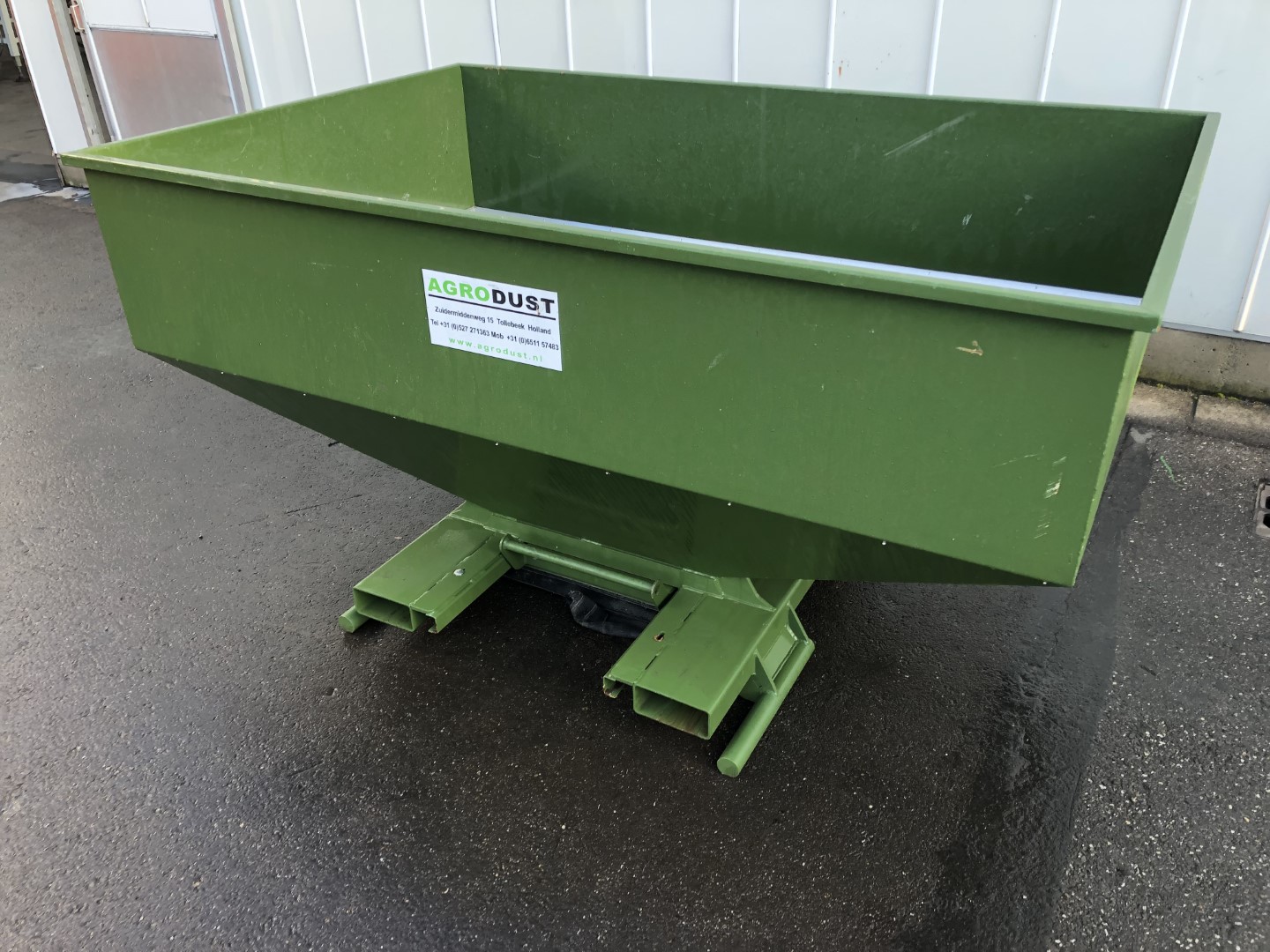 ����������� �������� Agrodust