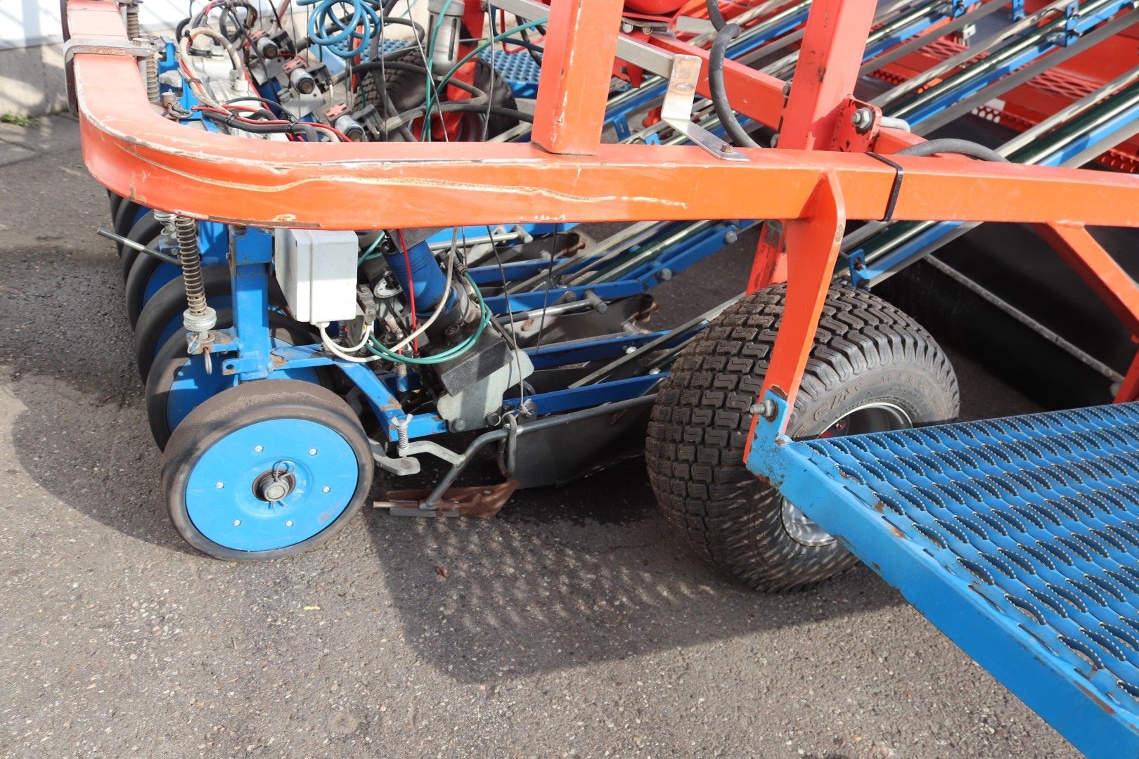 4-������ ����������������� ������ Ferrari Rotostrapp ��� ��������� ������