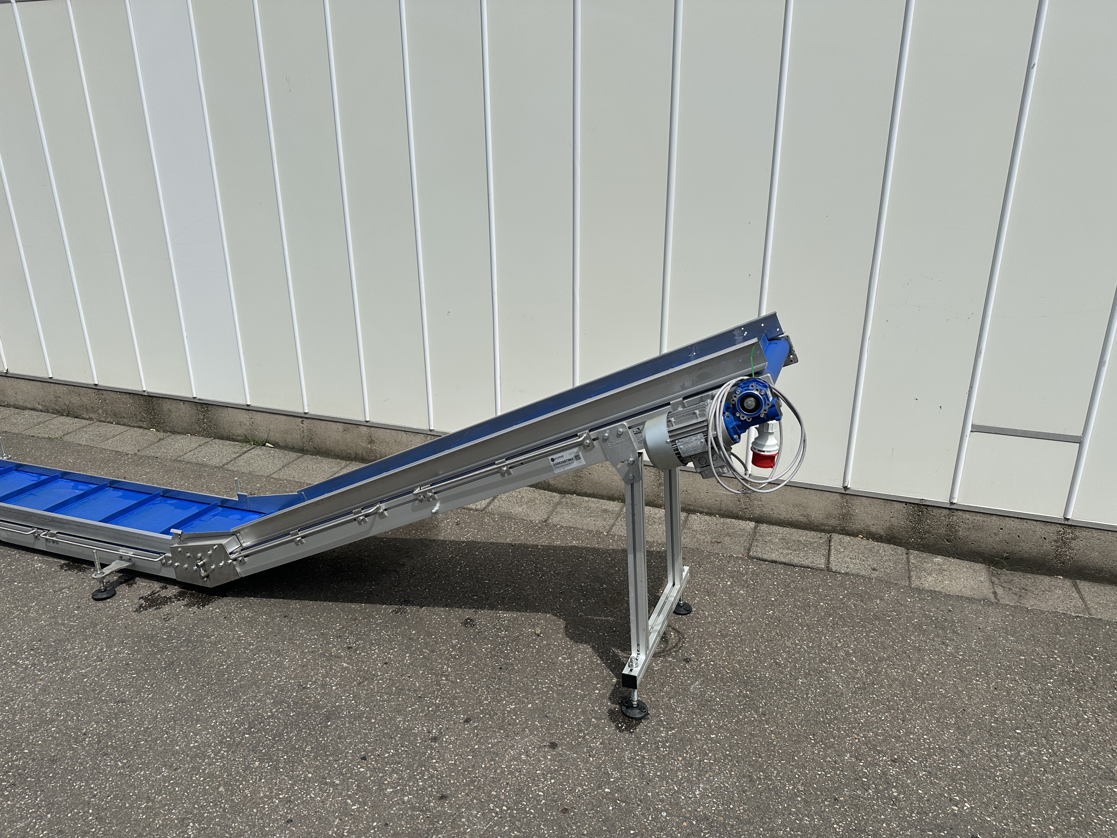 BCK N60 D10 Элеваторный конвейер 590 x 45 см