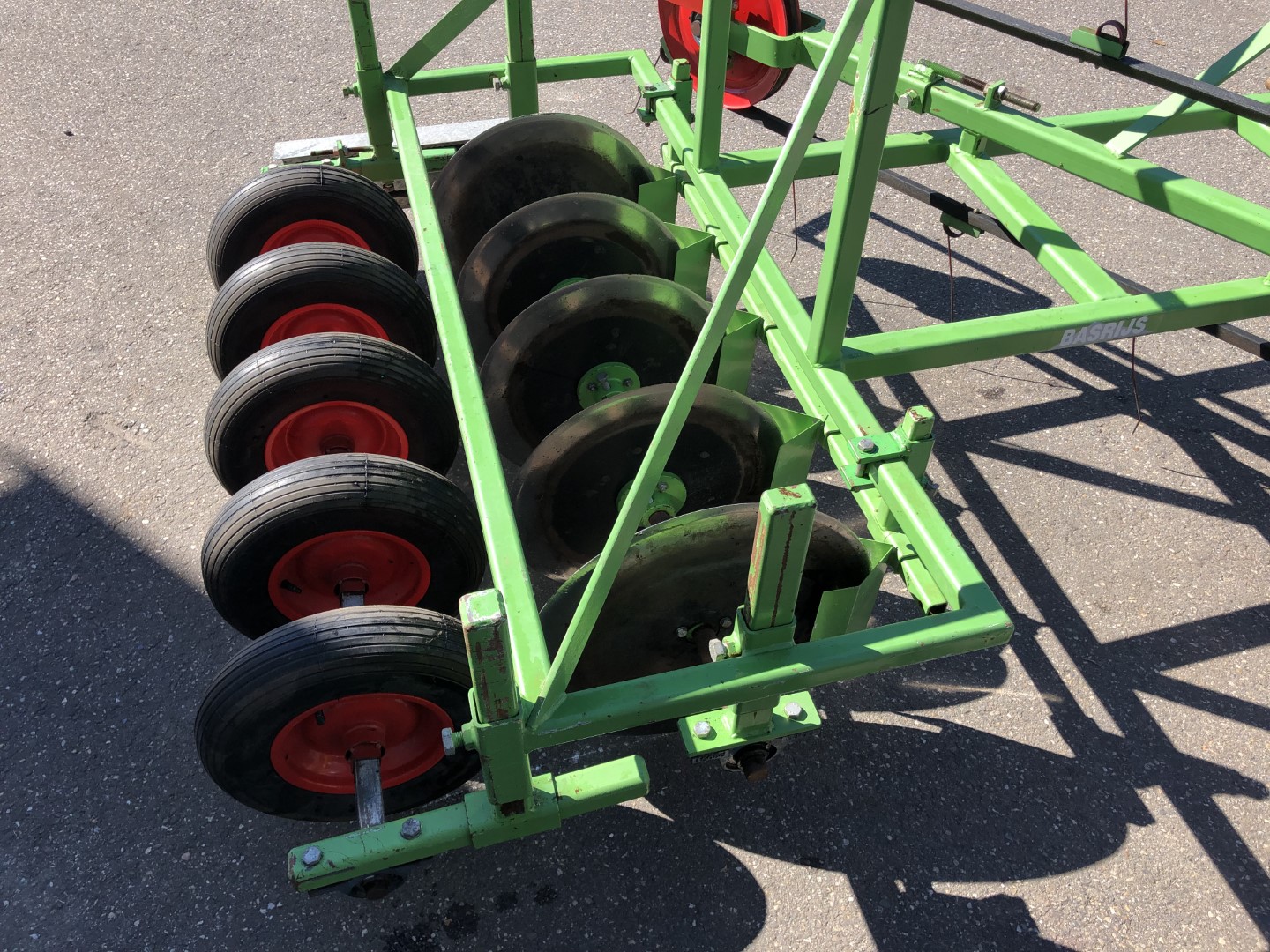Basrijs A1/150H нож для веток клубники