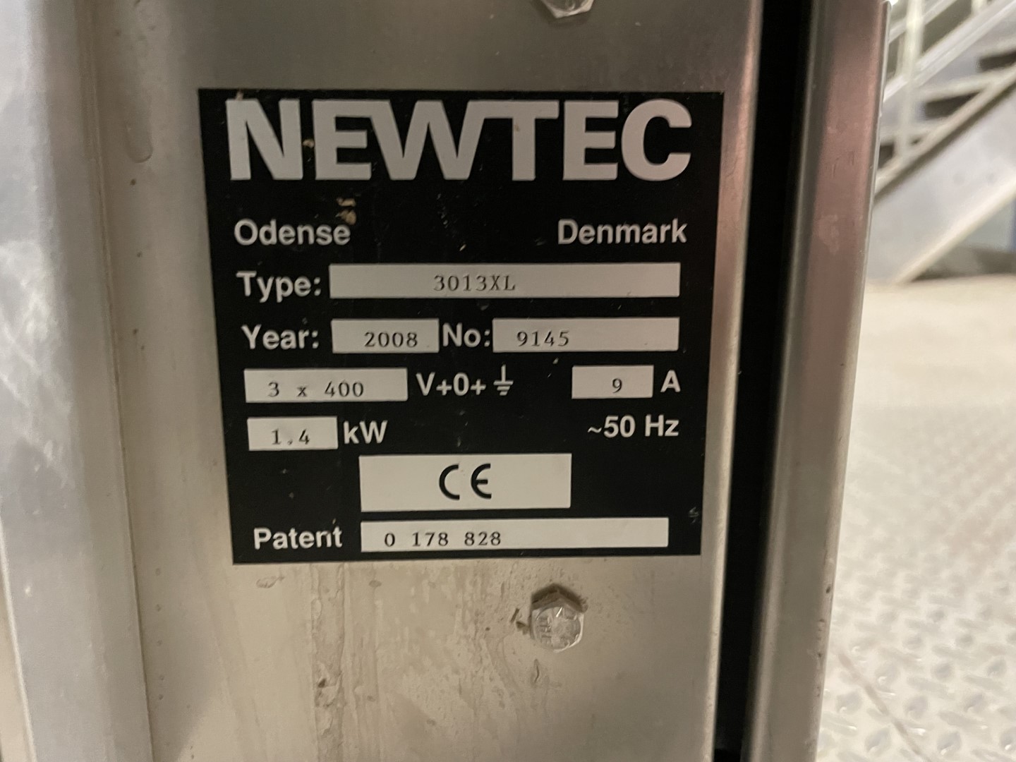 ��������������� ���� Newtec 3013XL