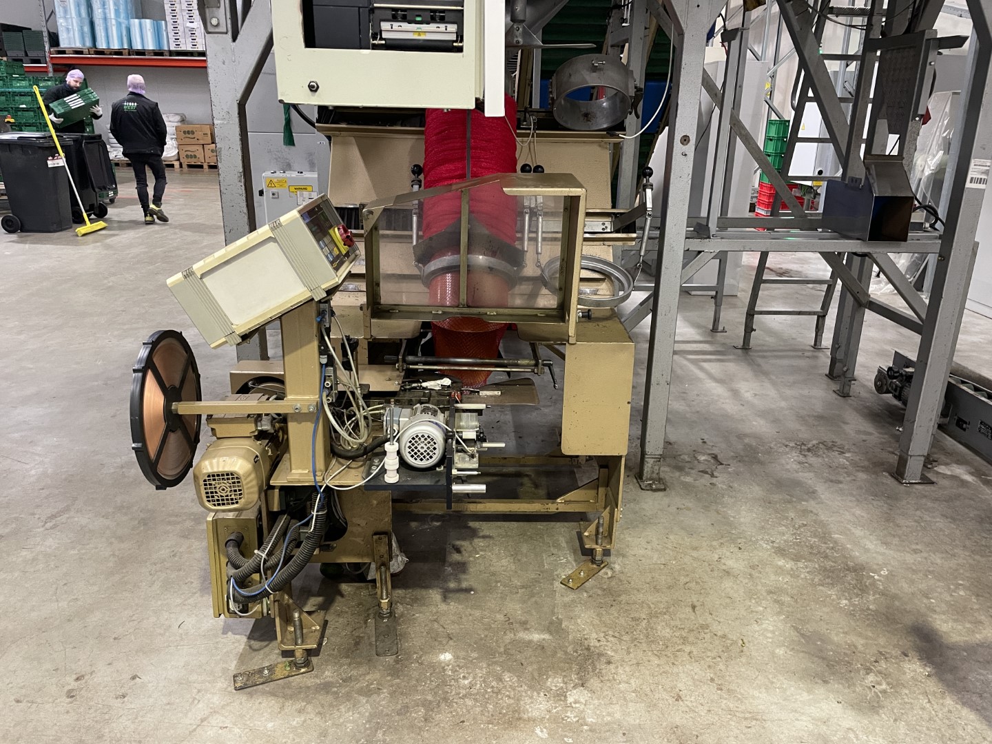 Affeldt AVN 112 CW ������� ������� � C-pack netclipper