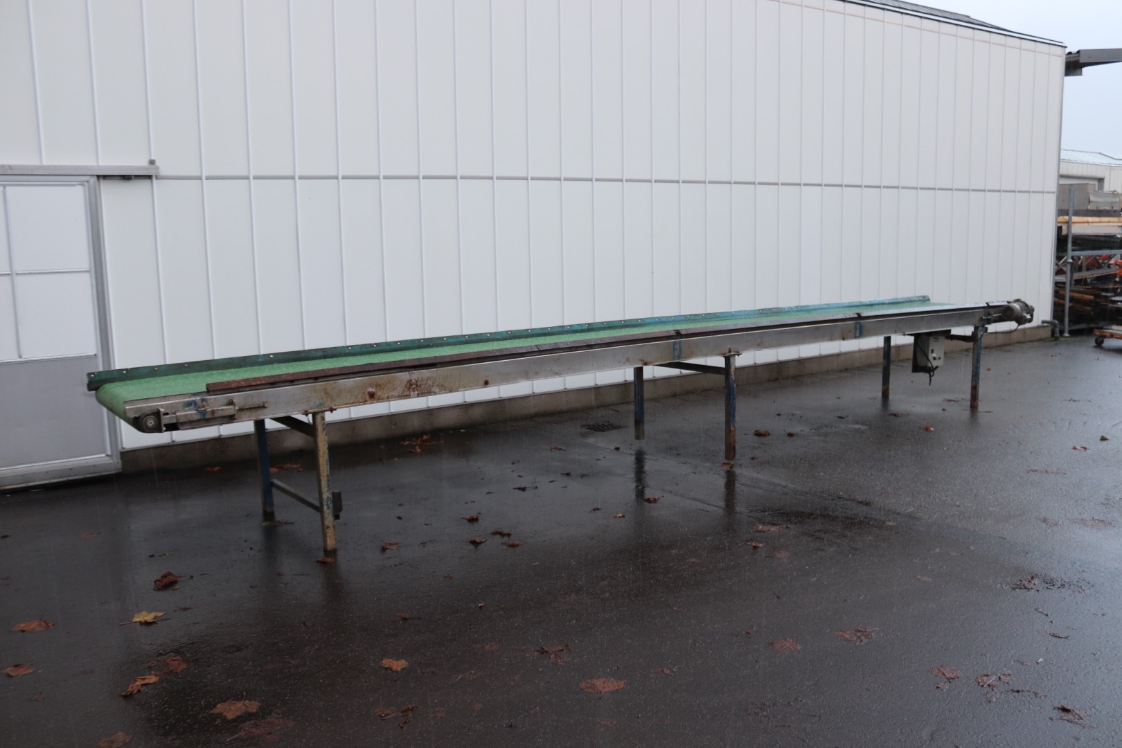 Conveyor 840 x 97 cm