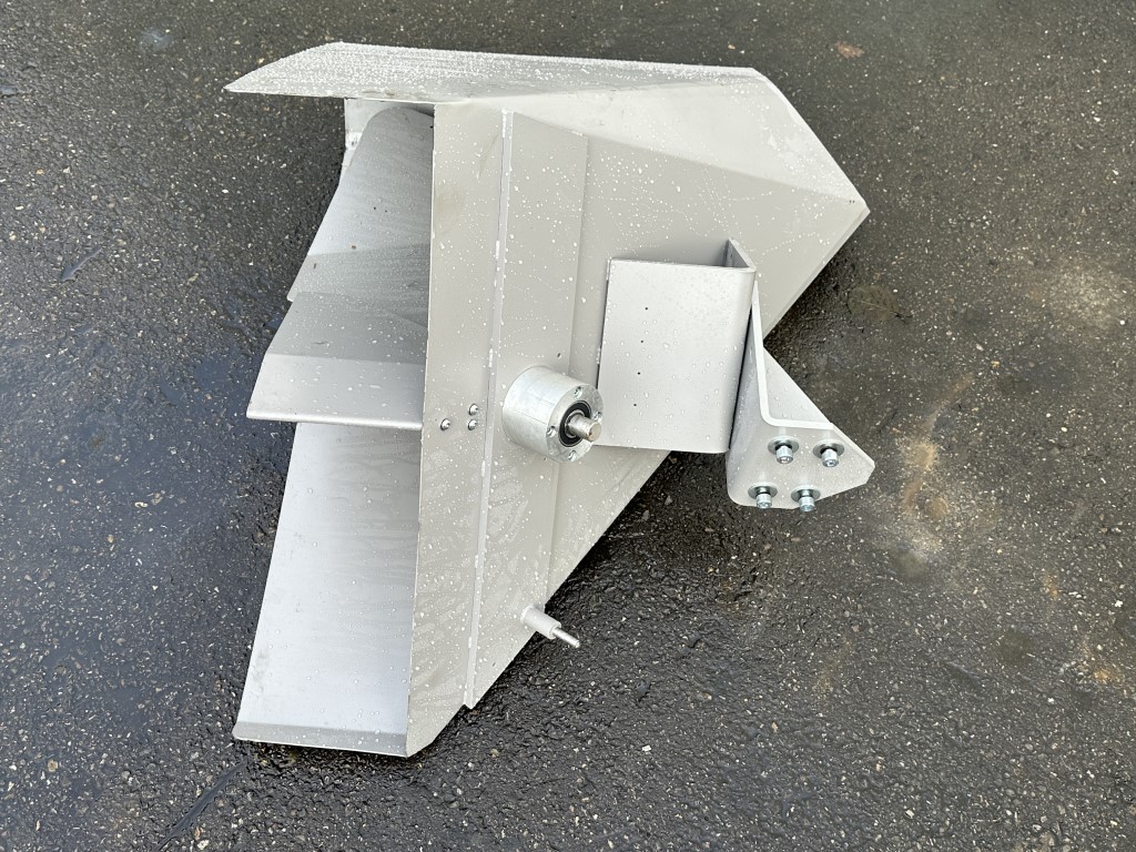Giro CA-10 ������ ��� �������� � ����� � �������������� ���������