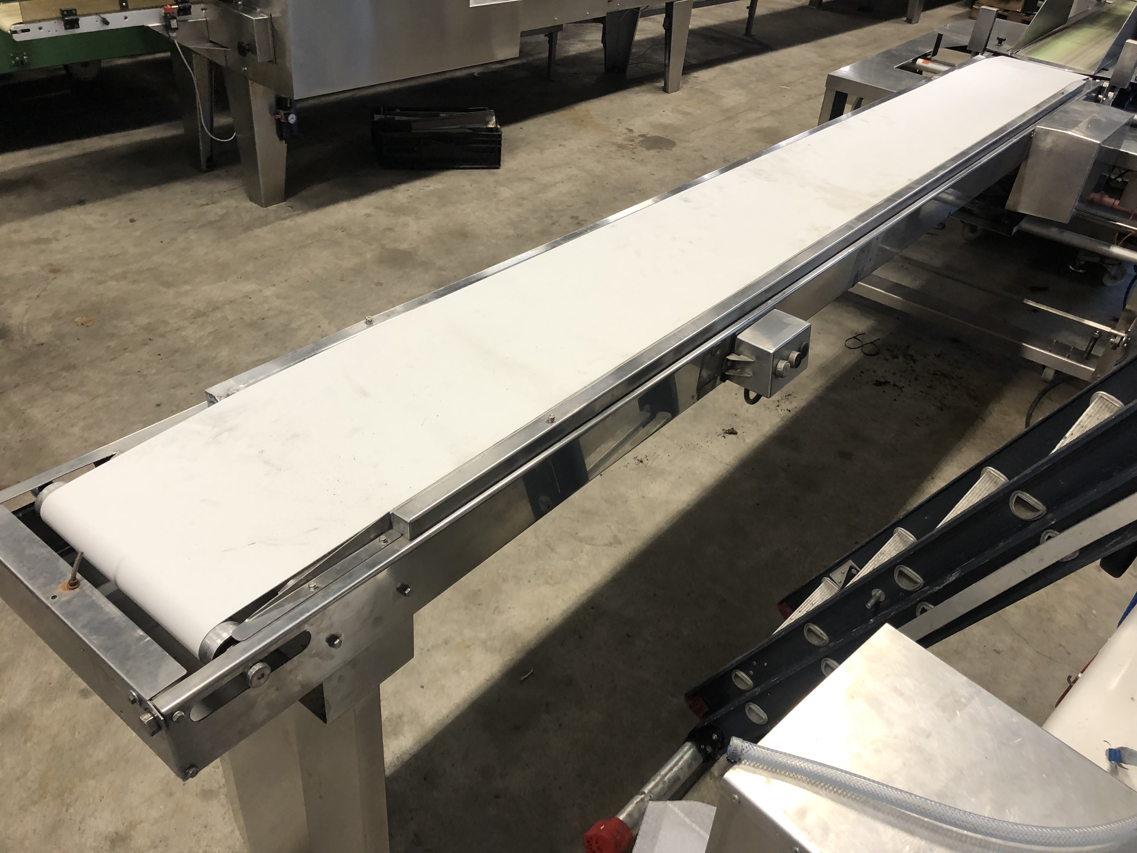 ����������� ������ Ulma PV-350 � �������������� ��������