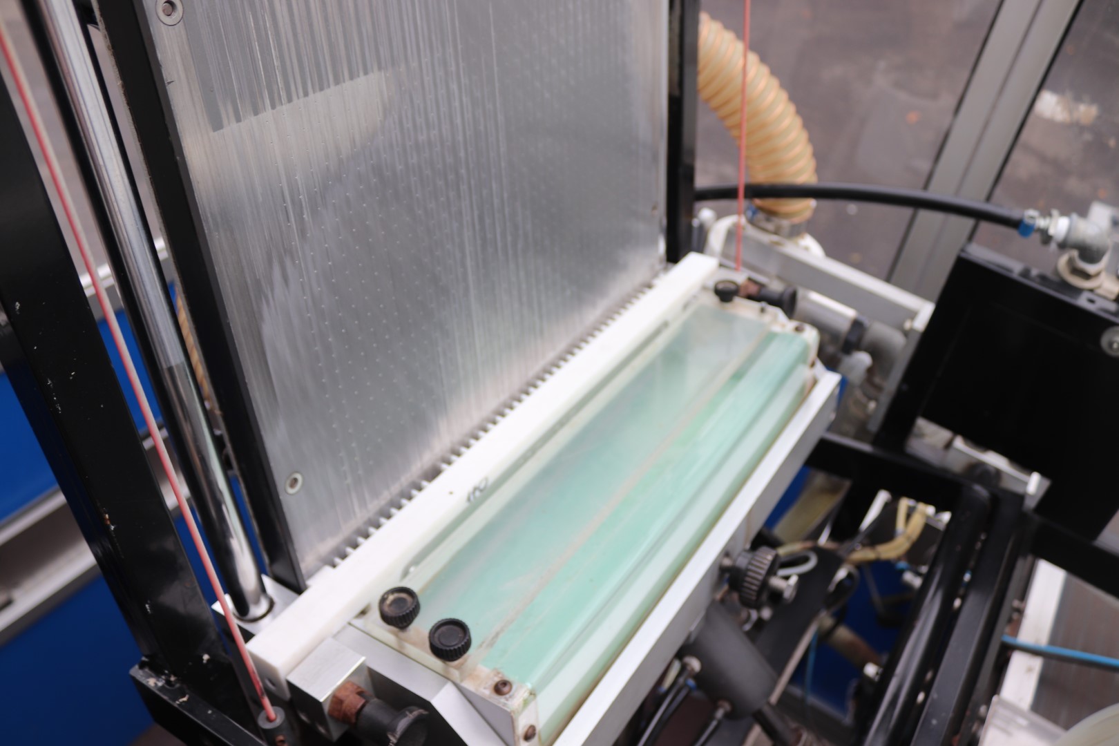 Visser seeding machine for trays