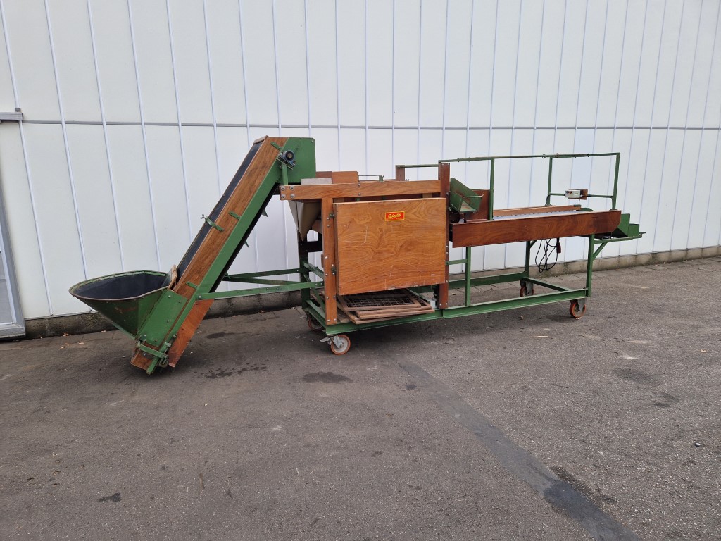 Schouten Trio sorting machine / grader for potatoes and onions