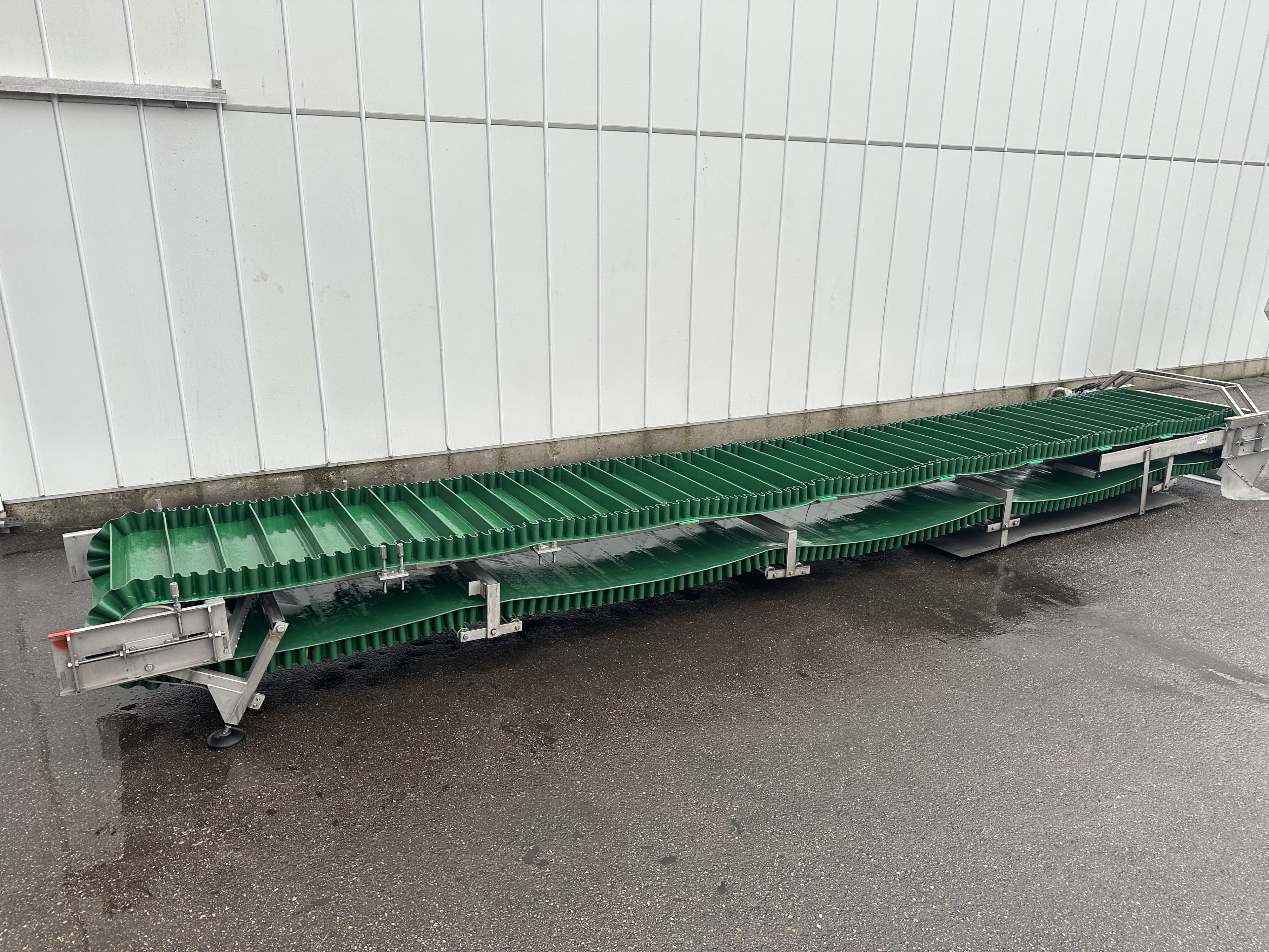 Femia E70 Элеваторный конвейер нержавеющая сталь 660 x 80 см