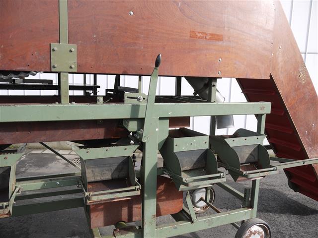 Сортировочная машина Compas AS60-4 с подъемником