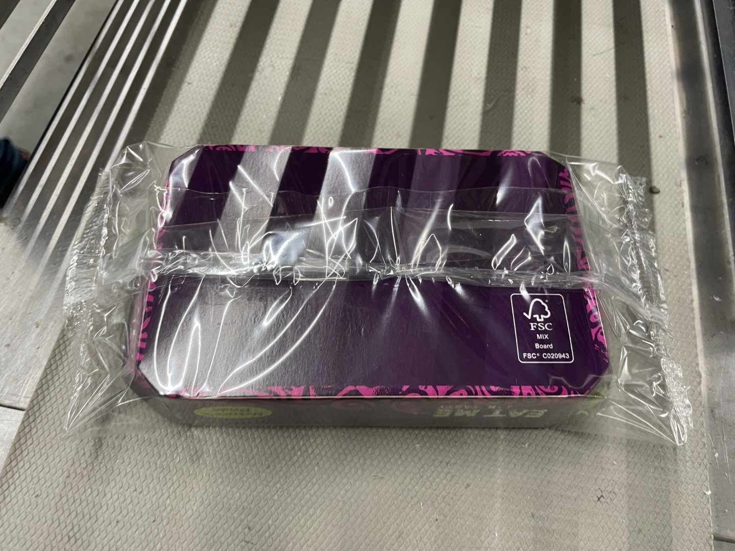 Newtec PCS2009 Линия взвешивания продукции в лотках с упаковочной машиной Flow Pack