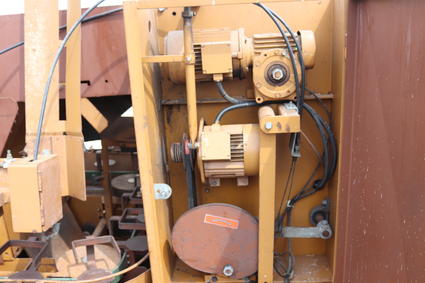 Javo Super potting machine