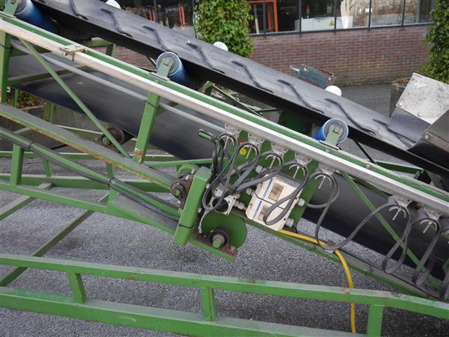 Раздвижной телескопический конвейер Agrifirm