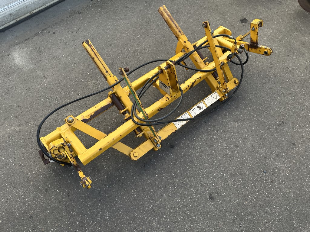 Rumptstad RSQ2000 Пропашной агрегат, 6-рядный с 7 элементами и гидравлическим передним подъемом