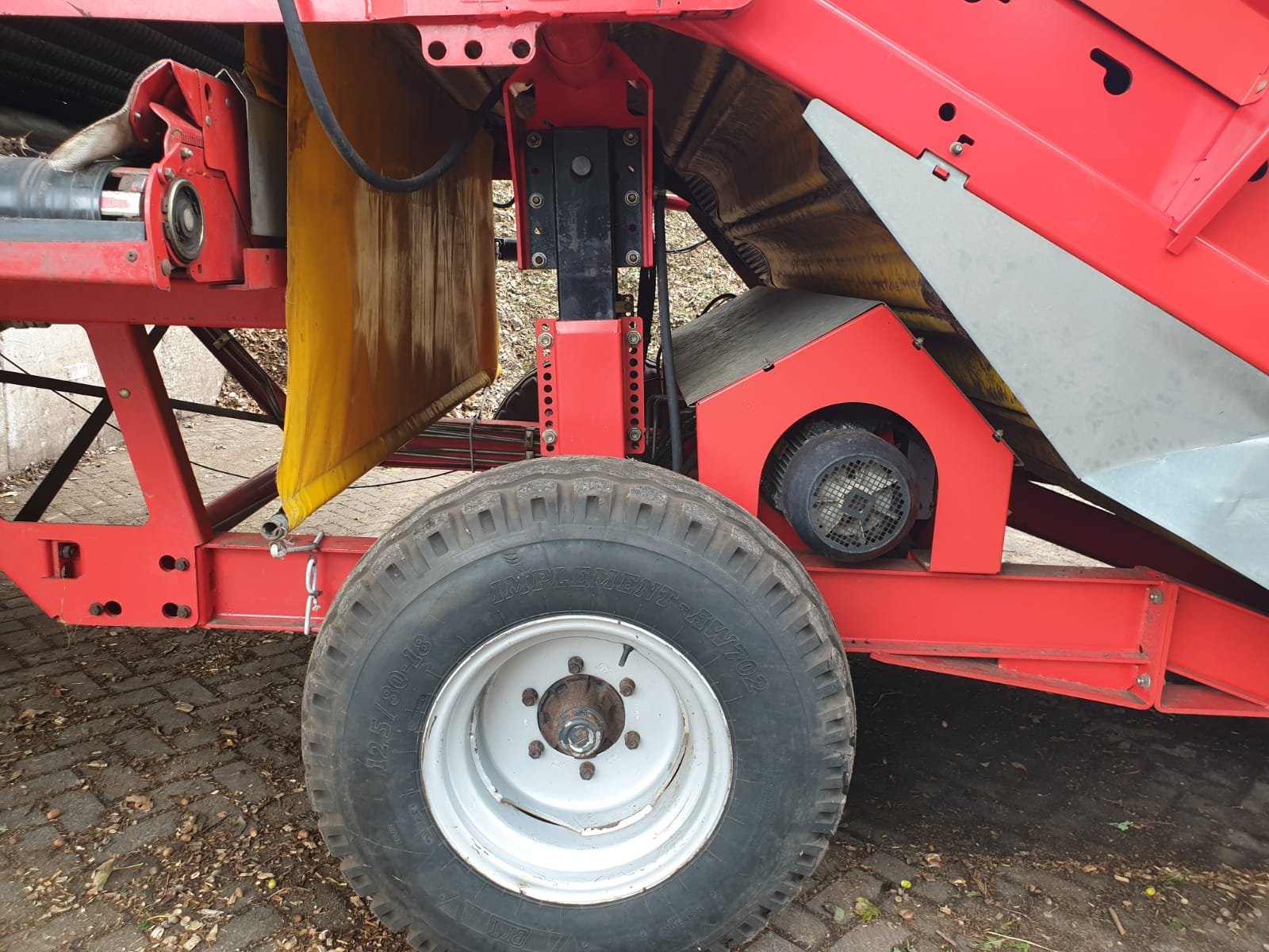 �������� ������ Grimme RH-2445 � ��������� � 2 �����������