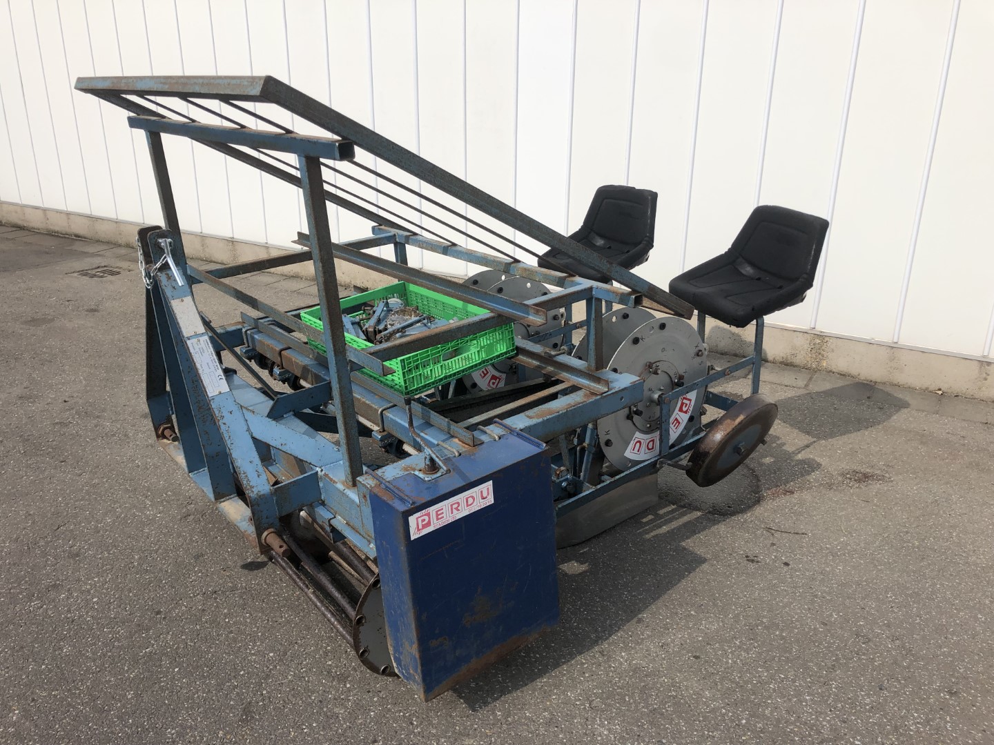 ���������� ���������� ������ Perdu ��� ����������� � ������
