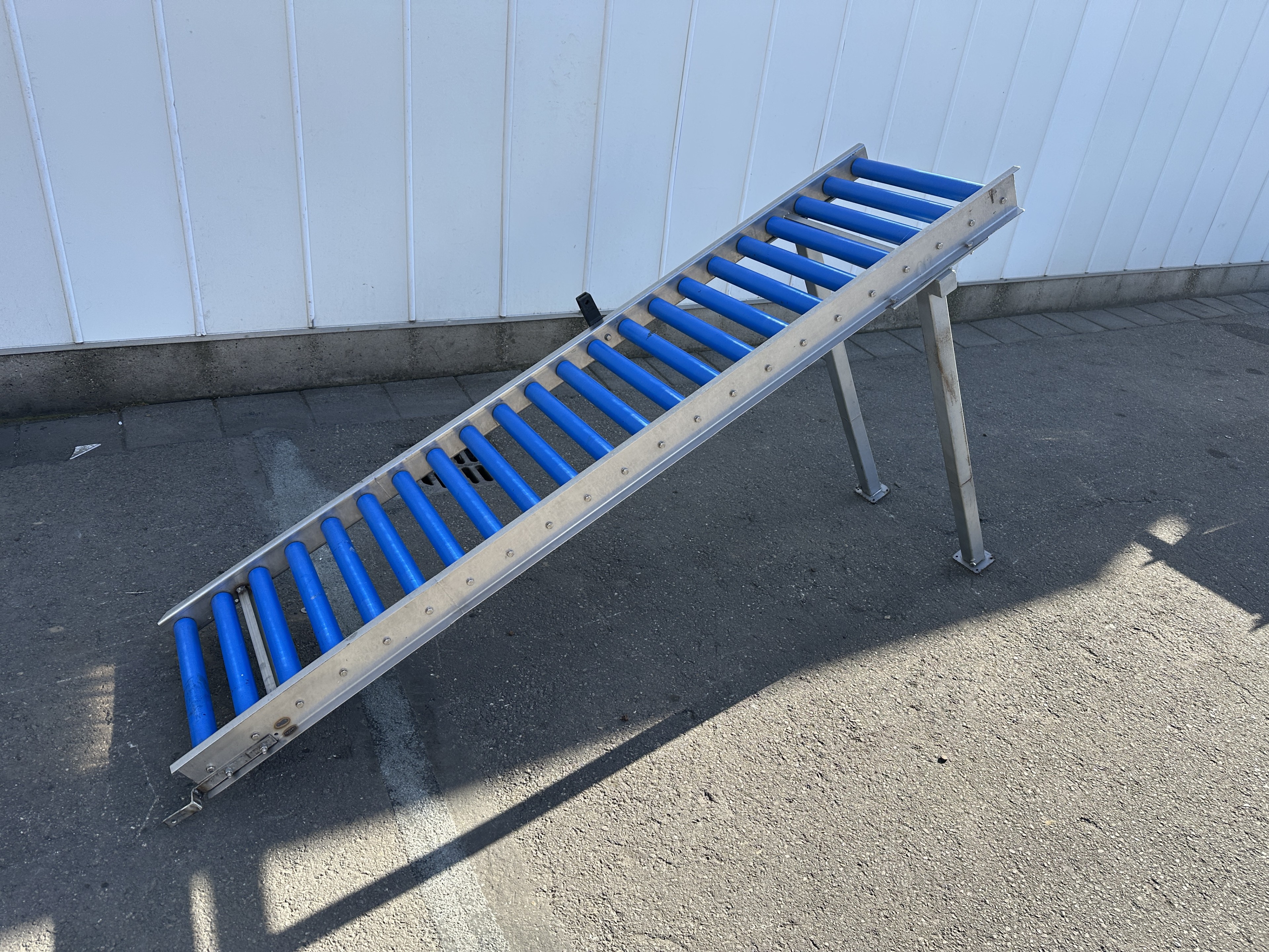 Роликовый конвейер 215 x 50 см