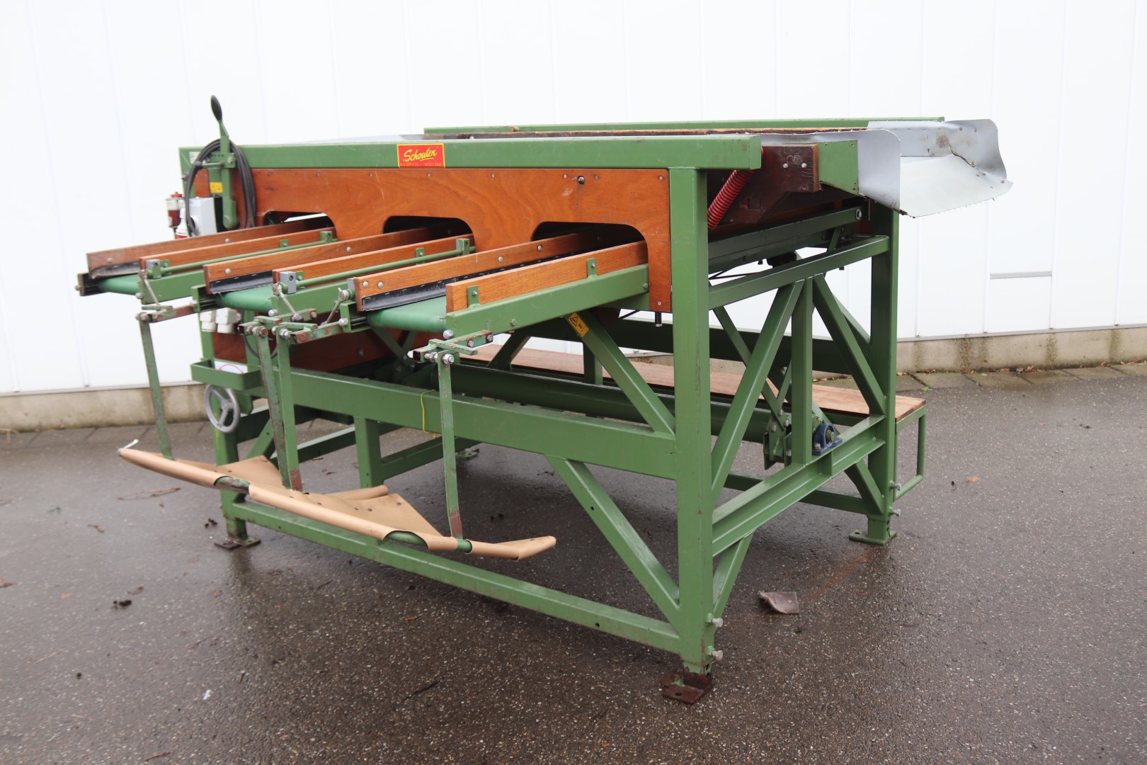 Сортировочная машина Schouten 3+1 сортировка