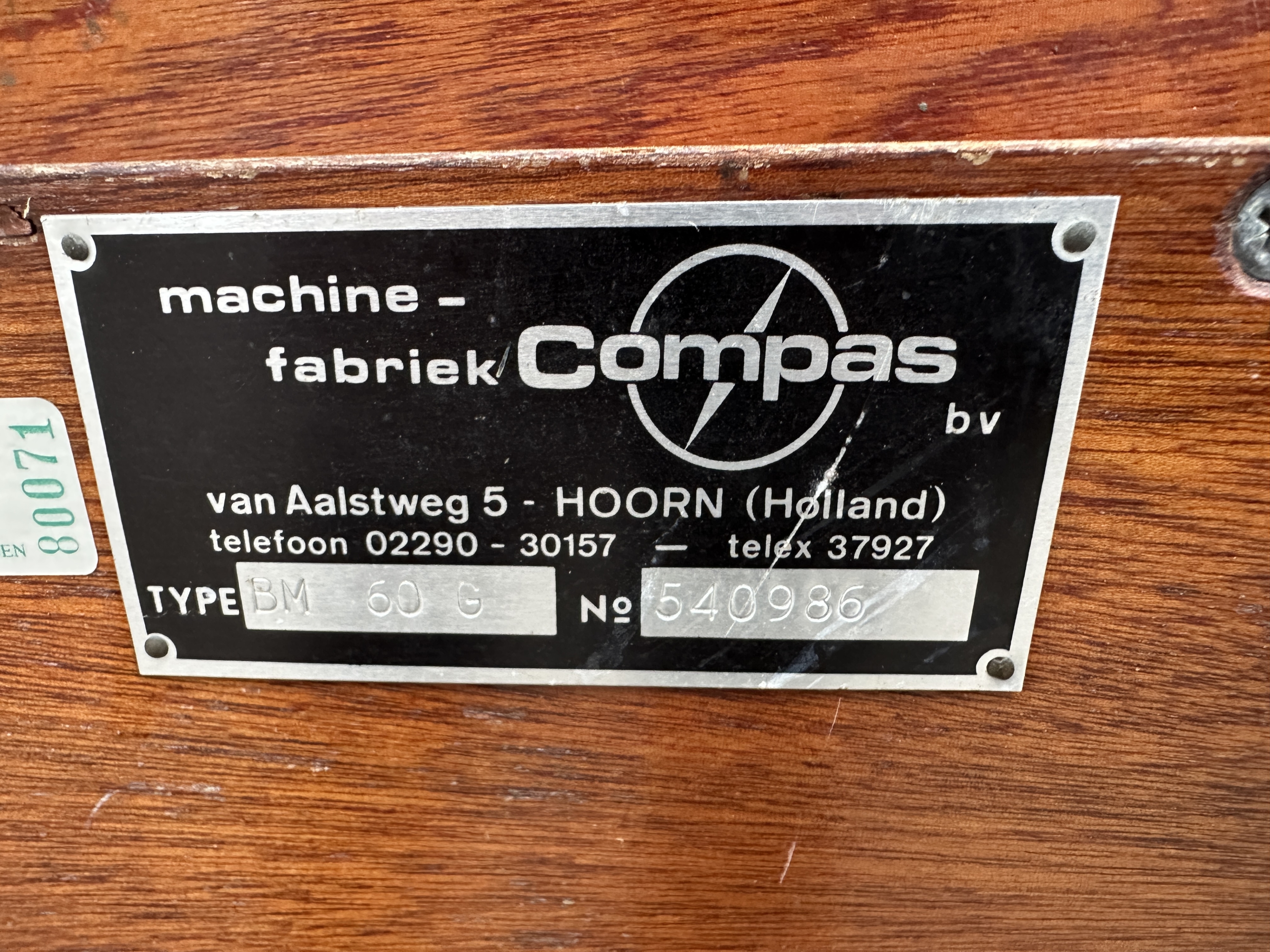 Compas Щеточная очистительная машина 14 кистей