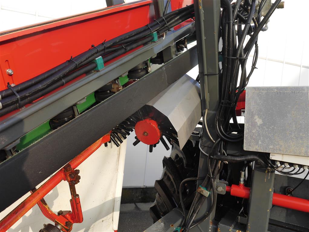 VanHoucke leek harvester topbeltlifter