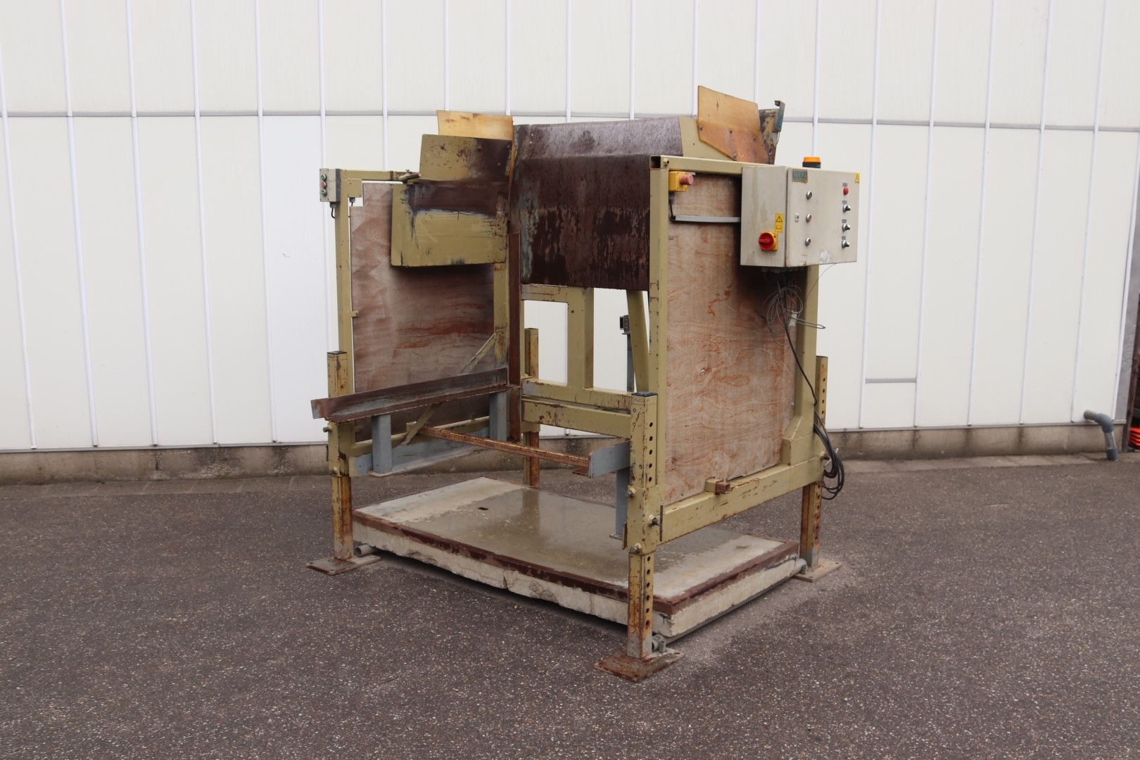 Antha boxtipper 150 cm
