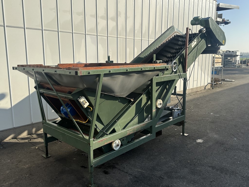 Compas BDU100*400 Дозирующий бункер