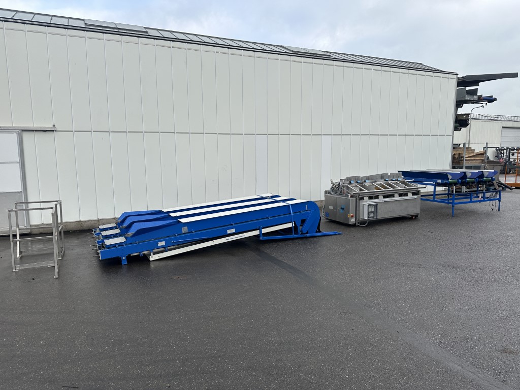 S&B CP 800 / 12 / BP Весовой дозатор с рамой и 3 элеваторами подающие конвейеры