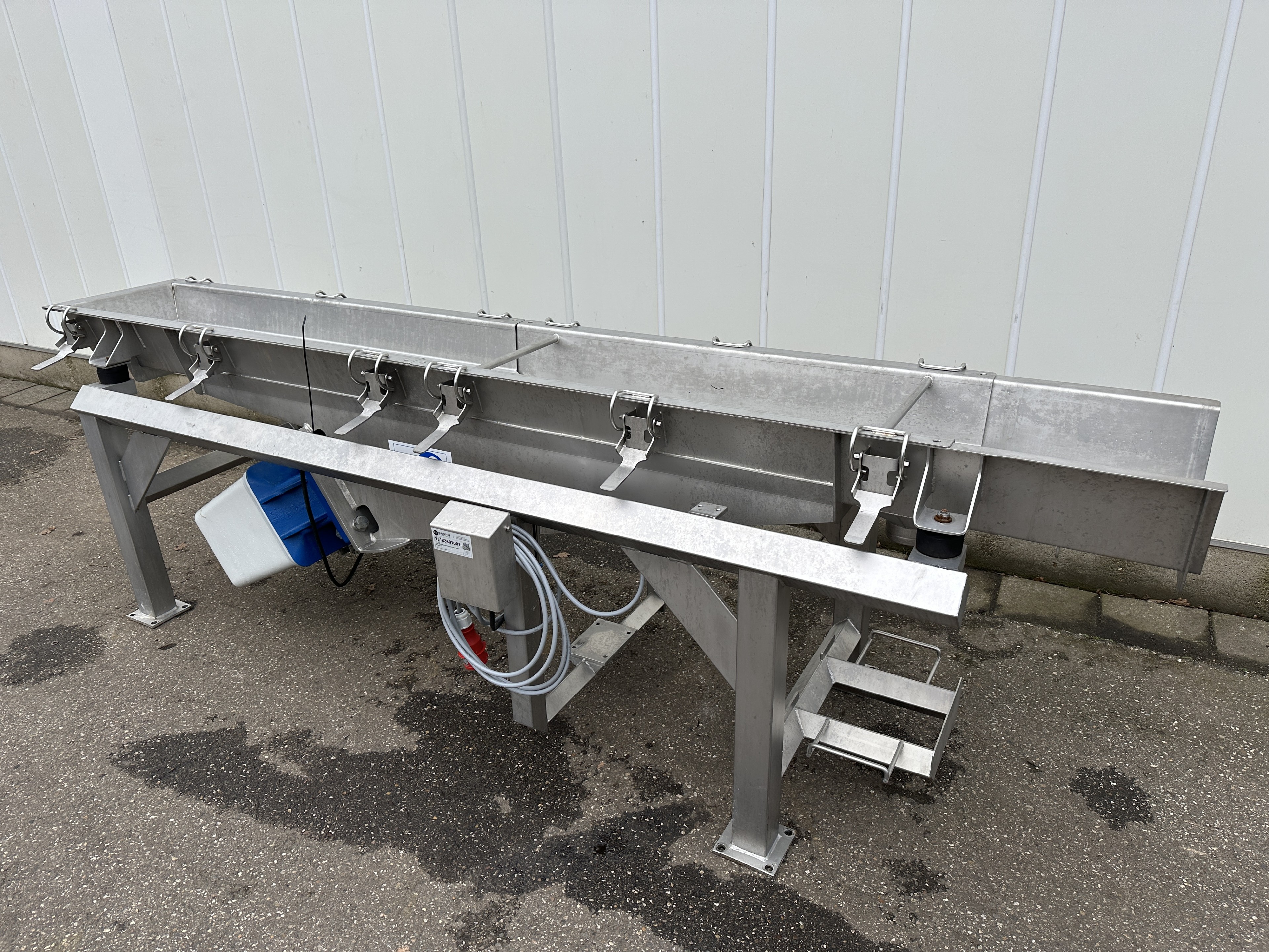 Vibra Schultheis FRU 31/3-S-MX4000 Вибрационный распределительный бункер 300 x 35 см