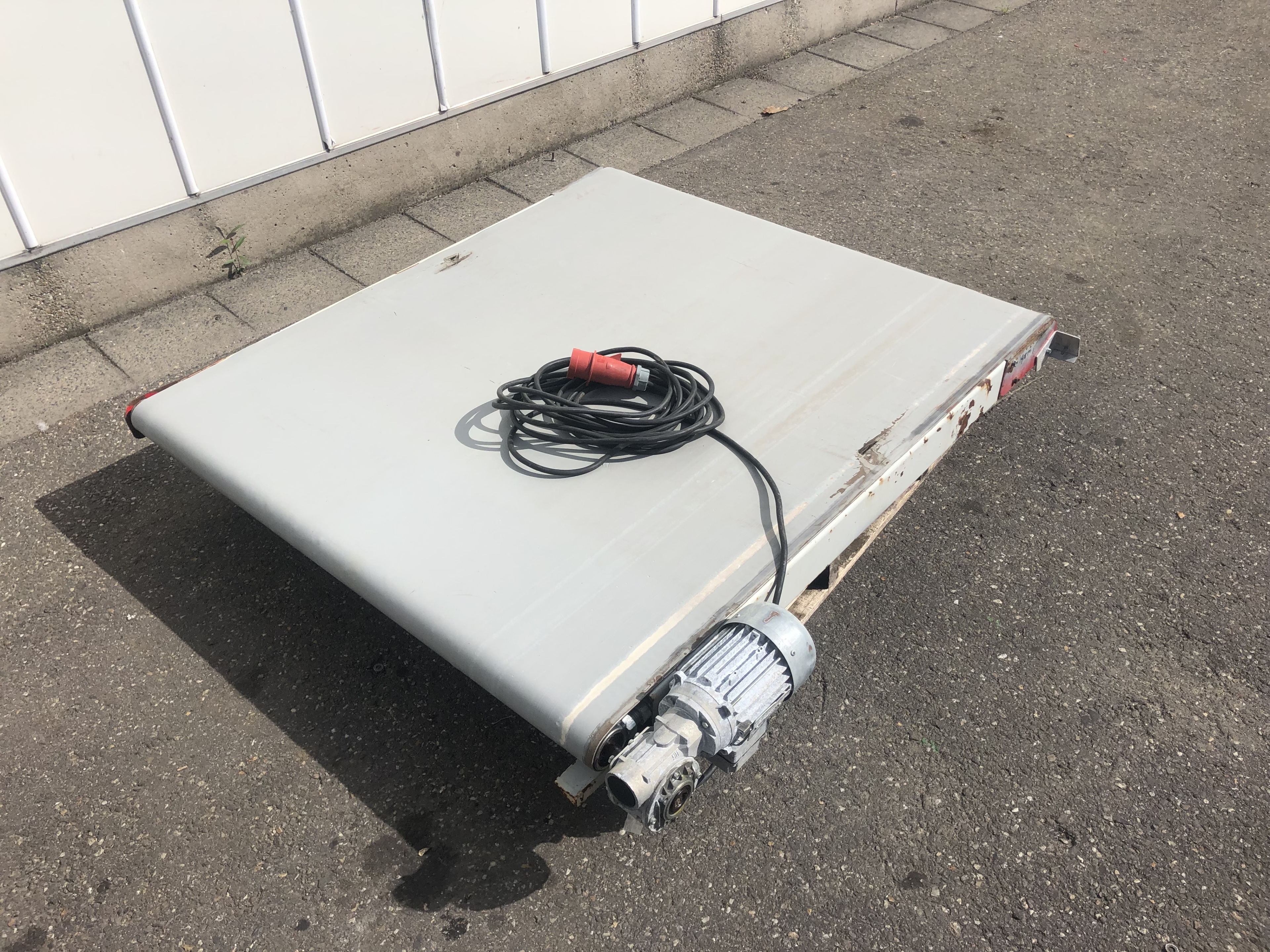 ������� �������� BTM 100 x 100 ��
