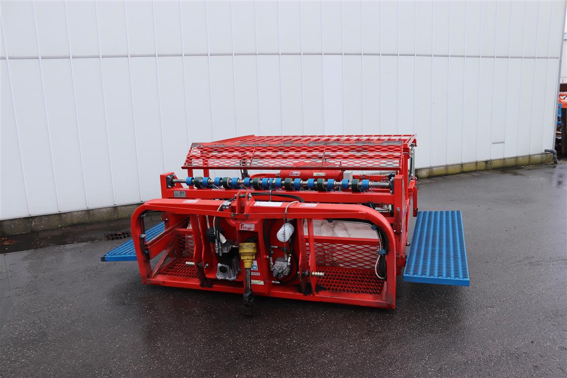 6-������ ����������������� ������ Ferrari Rotostrapp ��� ��������� ������