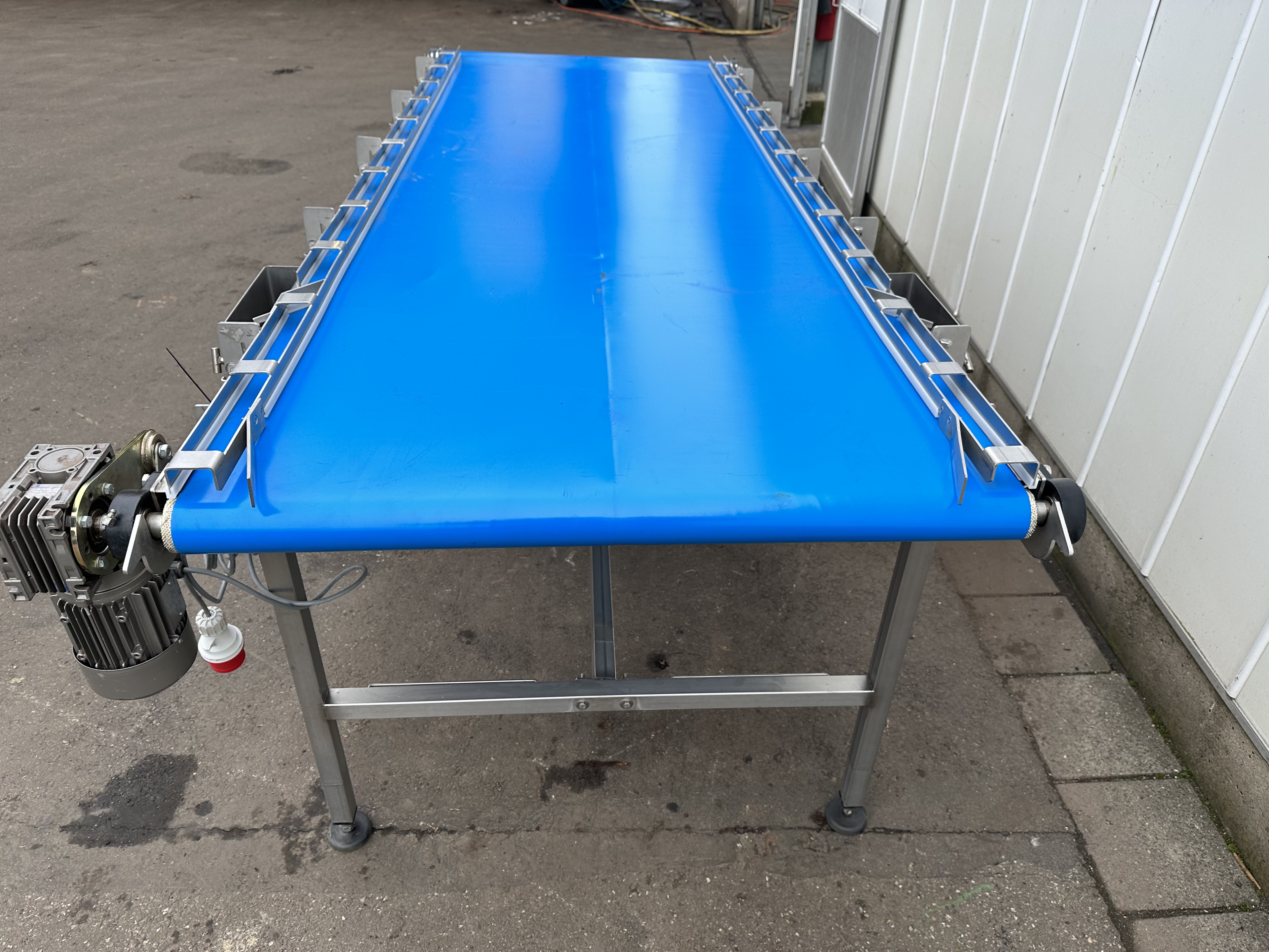 Конвейер Arco из нержавеющей стали 280 x 100 см