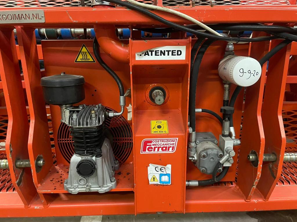 4-������ ����������������� ������ Ferrari Rotostrapp ��� ��������� ������
