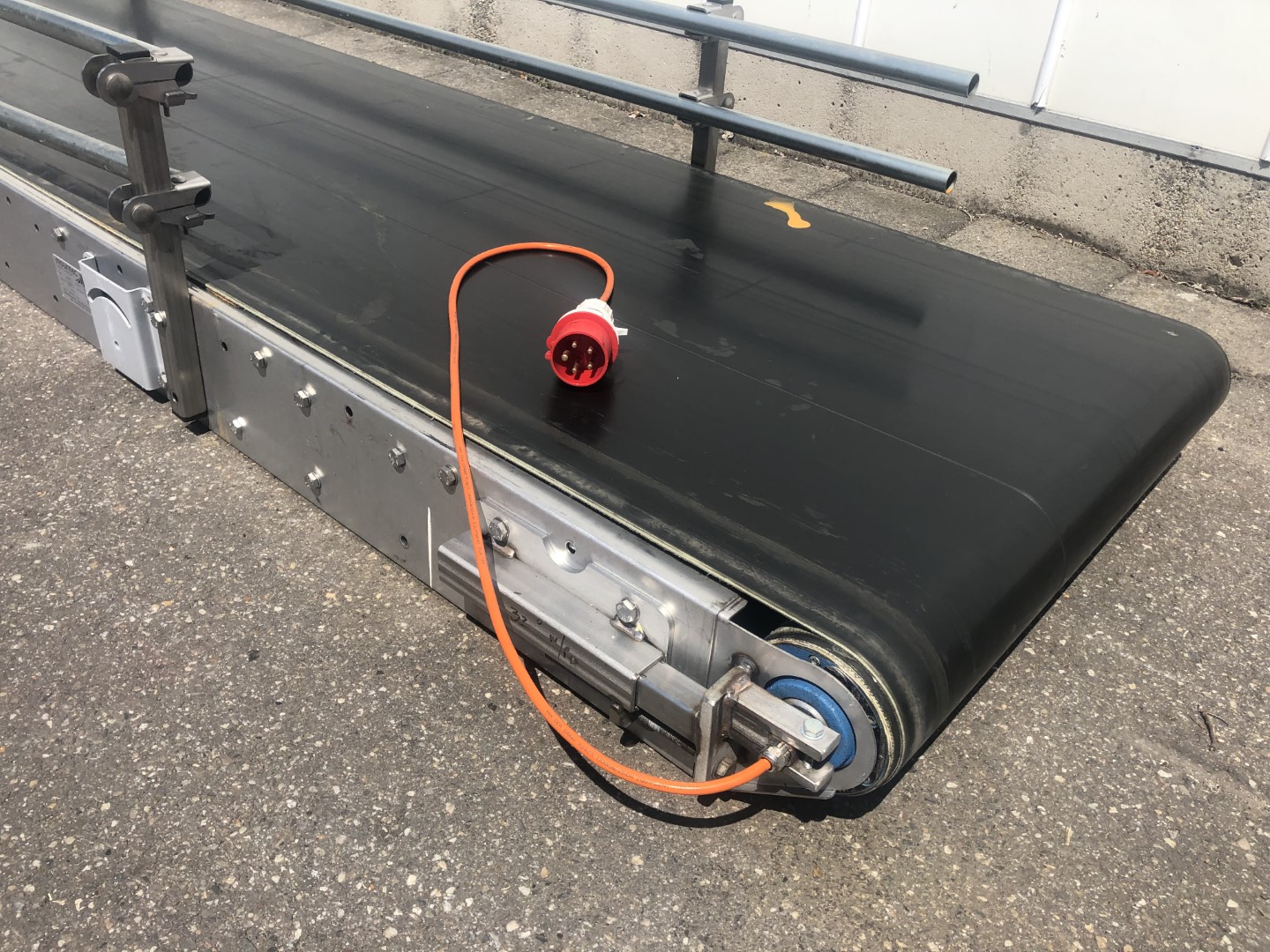 Конвейер Mountec 1230 x 80 см
