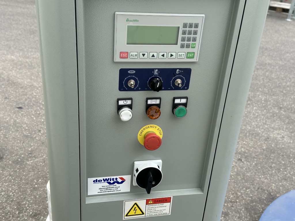 Youngsunpack Europe MH-FG2000B Паллетоупаковщик с рампой