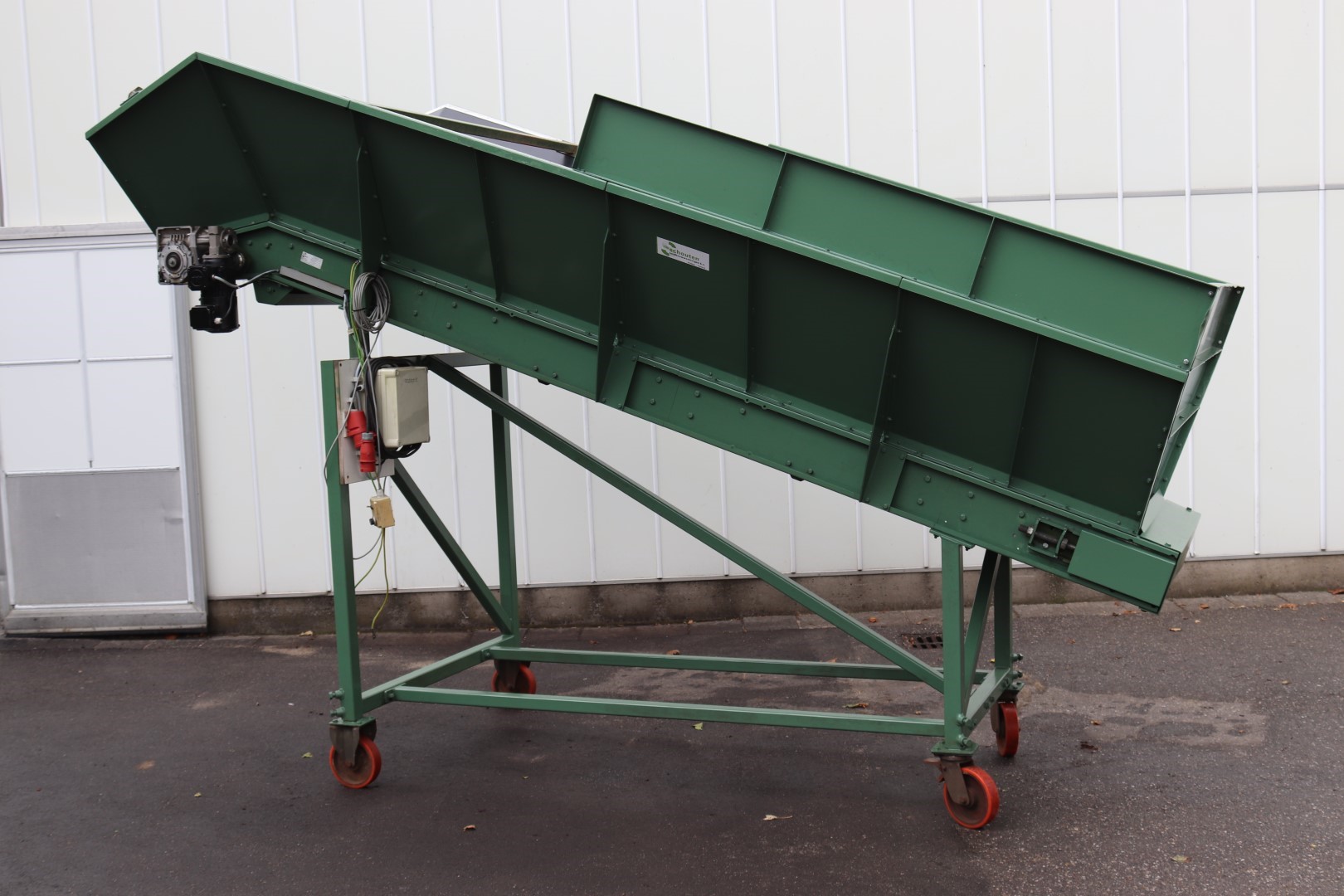 Schouten hopper 365 x 80 cm with adjustable speed