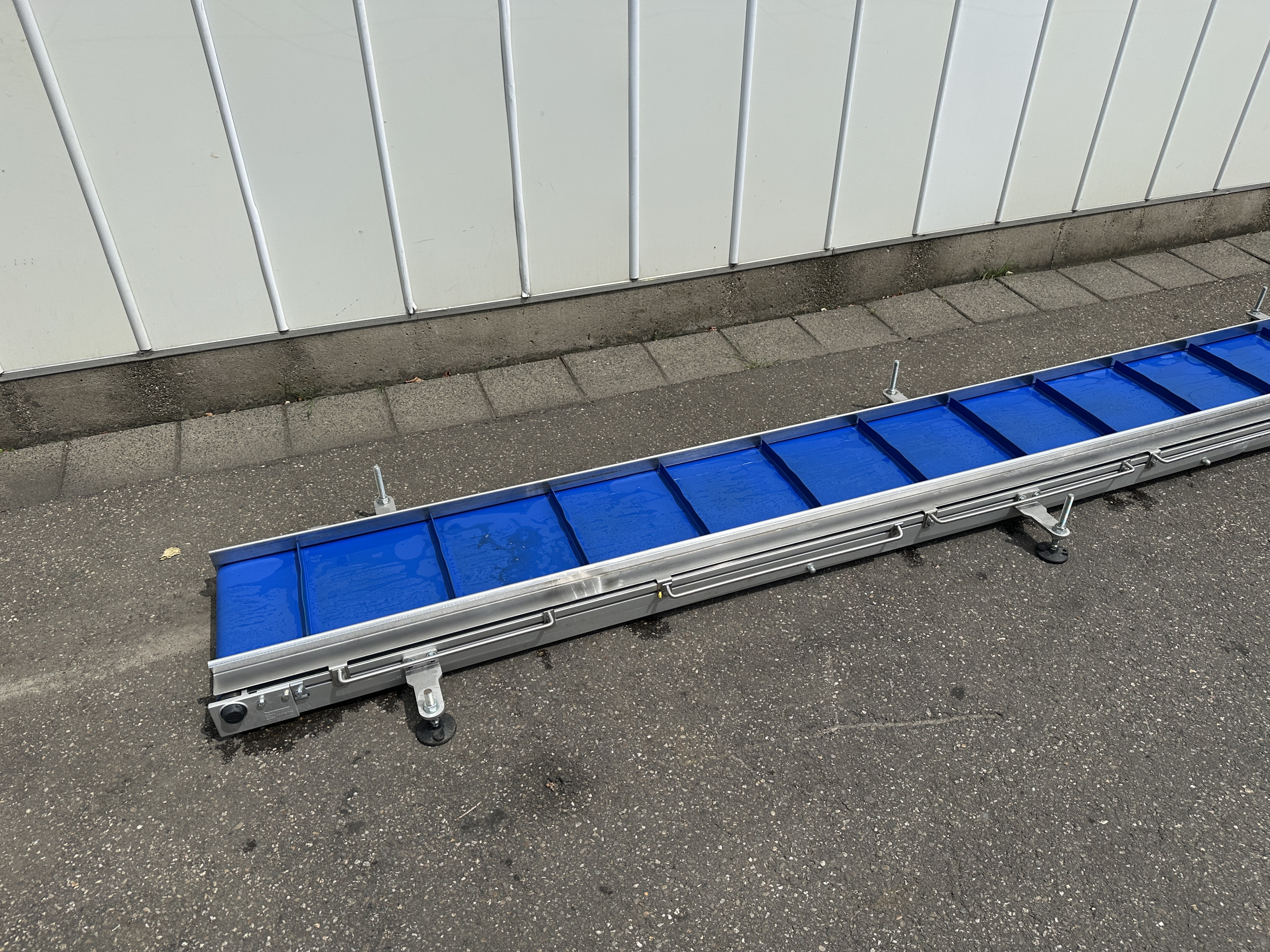BCK N60 D10 Элеваторный конвейер 590 x 45 см
