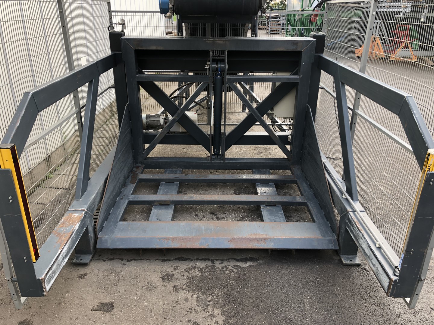 Mountec MKV-2 ����������� ����������� � ��������� ����������
