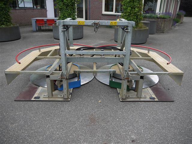 ��������� ������ ��� ������� Roopack Spimaro � ����� ������������ �������