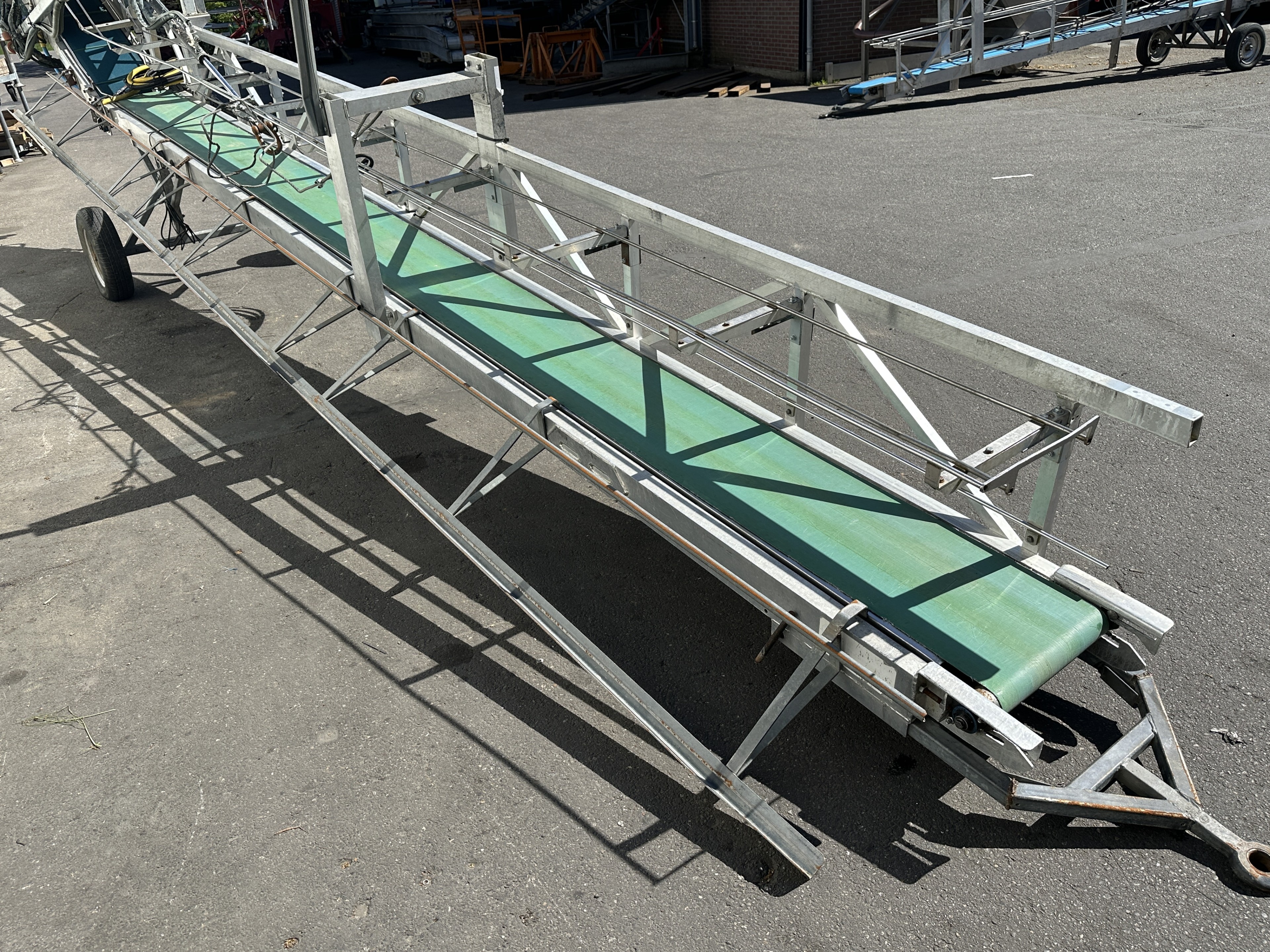 Van den Beucken OBK84 Уборочный конвейер 980 x 40 см для коробок