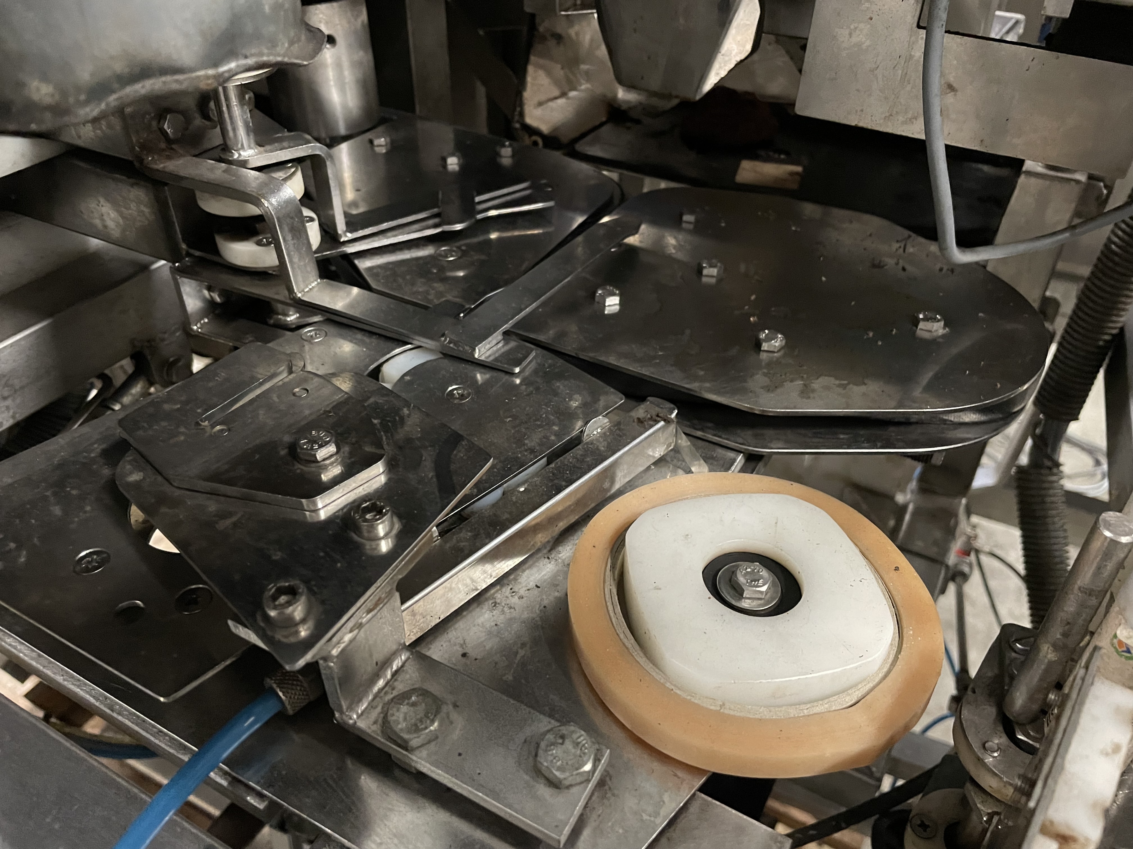 ������ ��� �������� � ������ Newtec PEB AE40