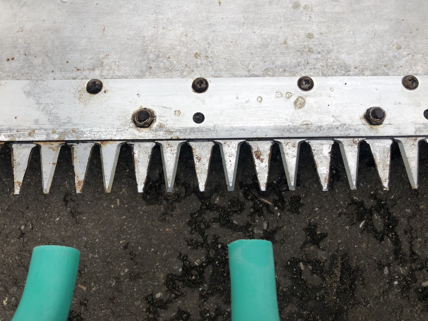 Horti Hands Eazycut pruning machine