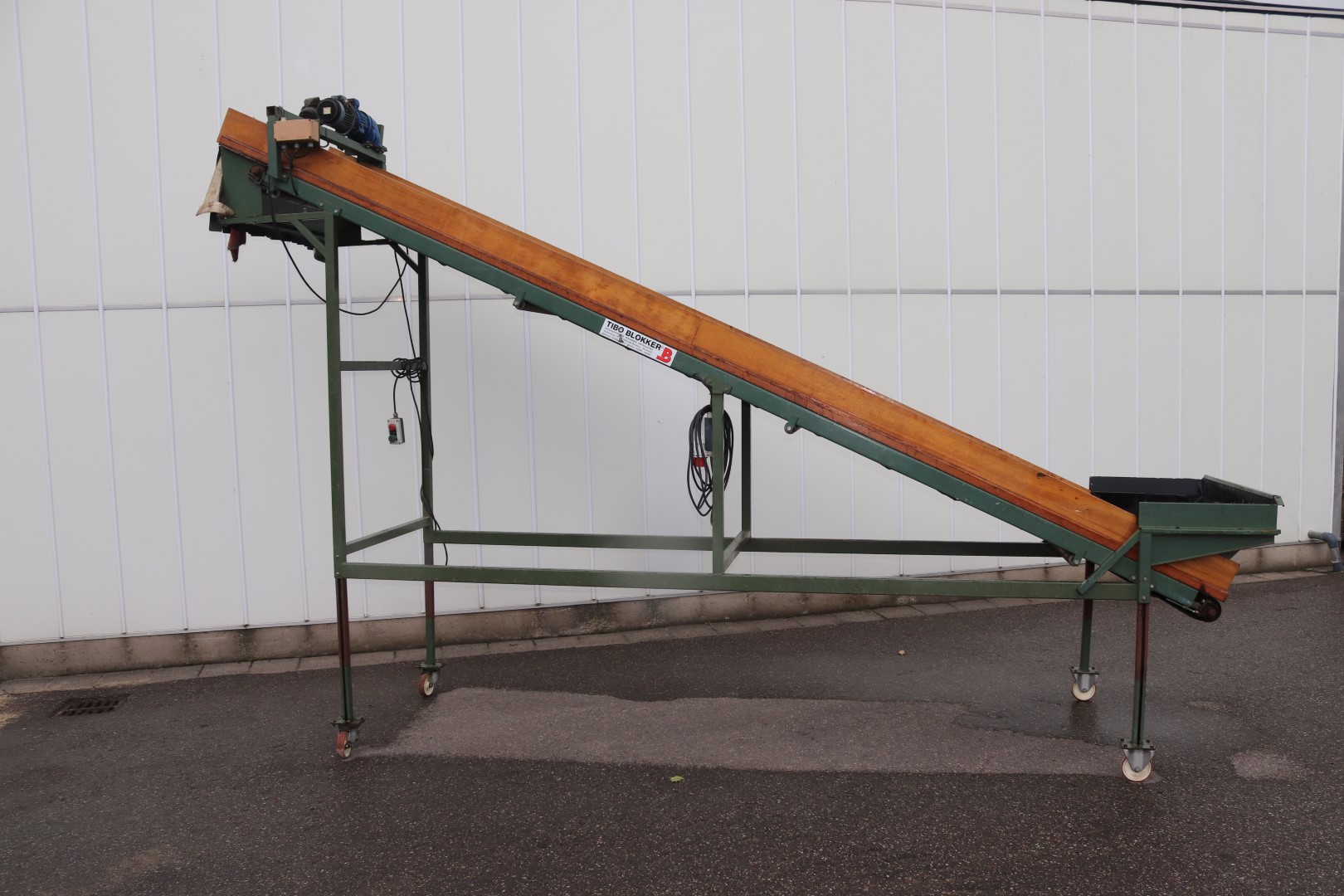 Tibo-Blokker elevator 460 x 100 cm
